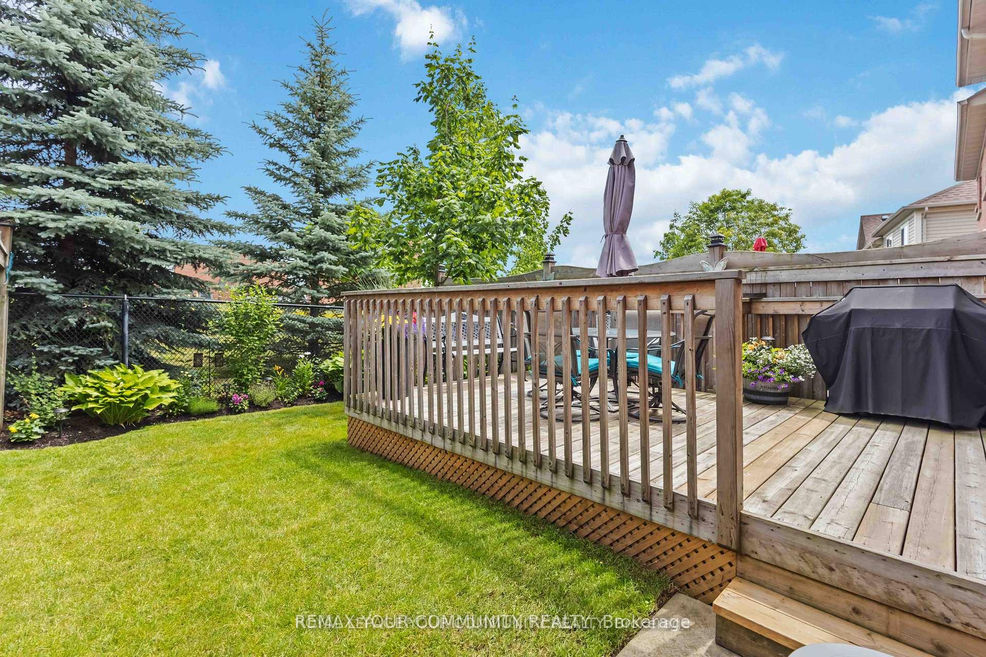 Photo 32 of 49 Latchford Way, Whitby, Pringle Creek — HOMEH