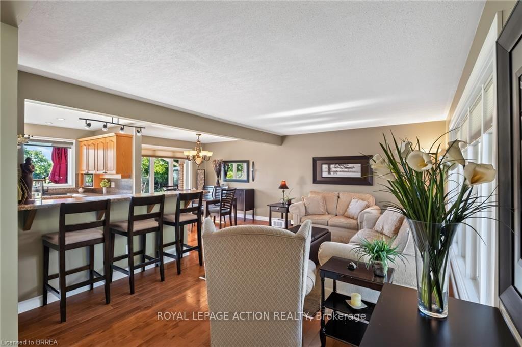 Photo 5 of 38 Davern Road, Brantford, Empire South — HOMEH