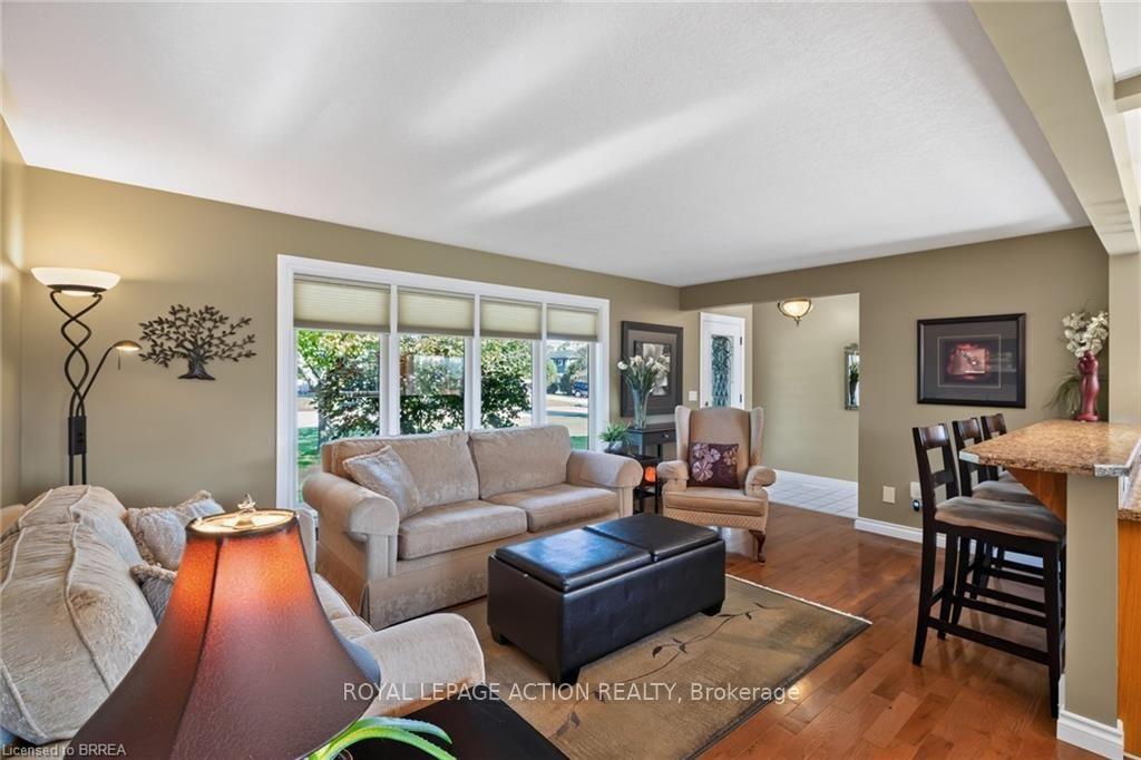 Photo 7 of 38 Davern Road, Brantford, Empire South — HOMEH