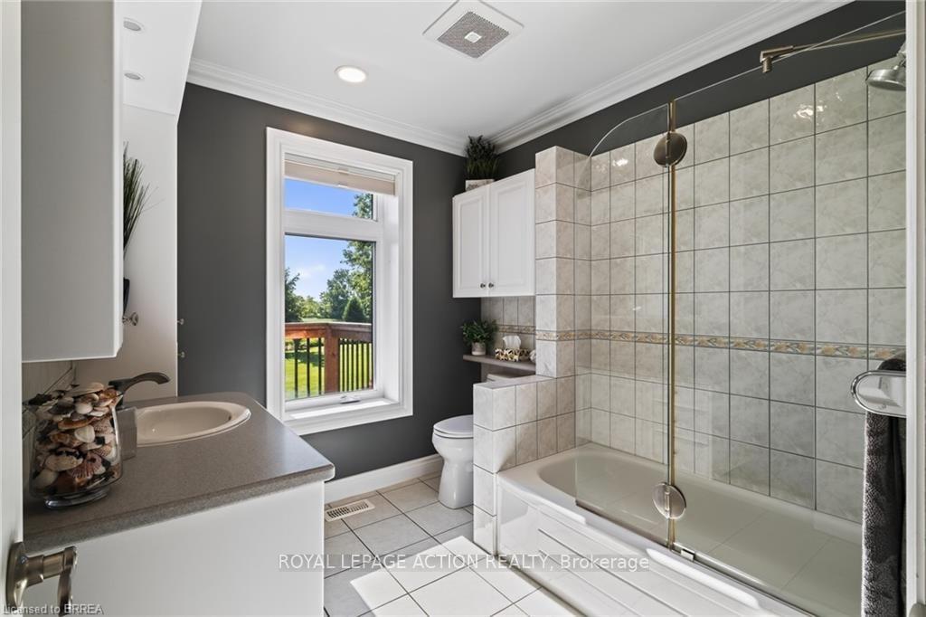 Photo 15 of 38 Davern Road, Brantford, Empire South — HOMEH