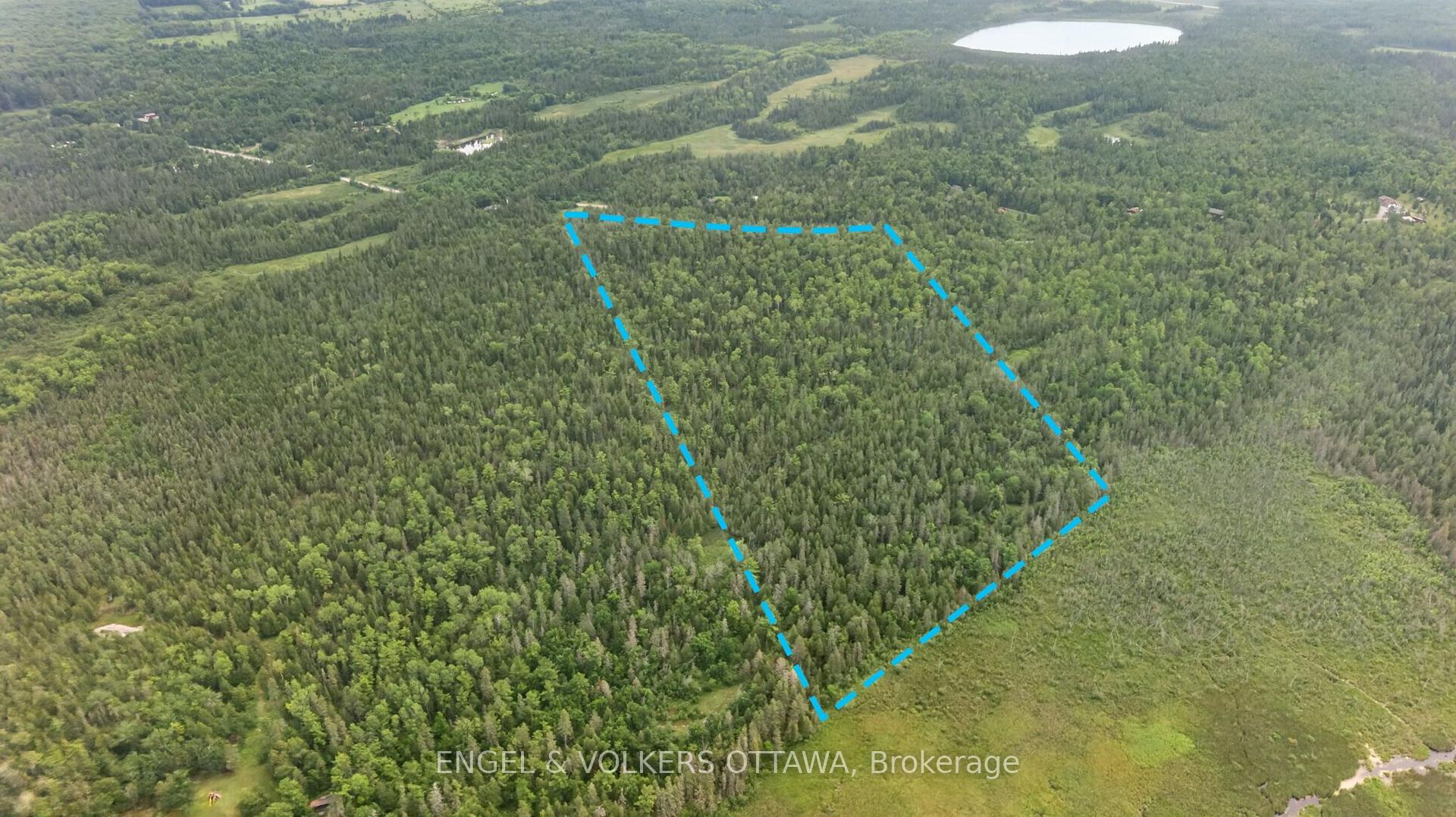 Photo 5 of 775 Kerwin Road, Ottawa, Kanata - Kanata (North East) — HOMEH