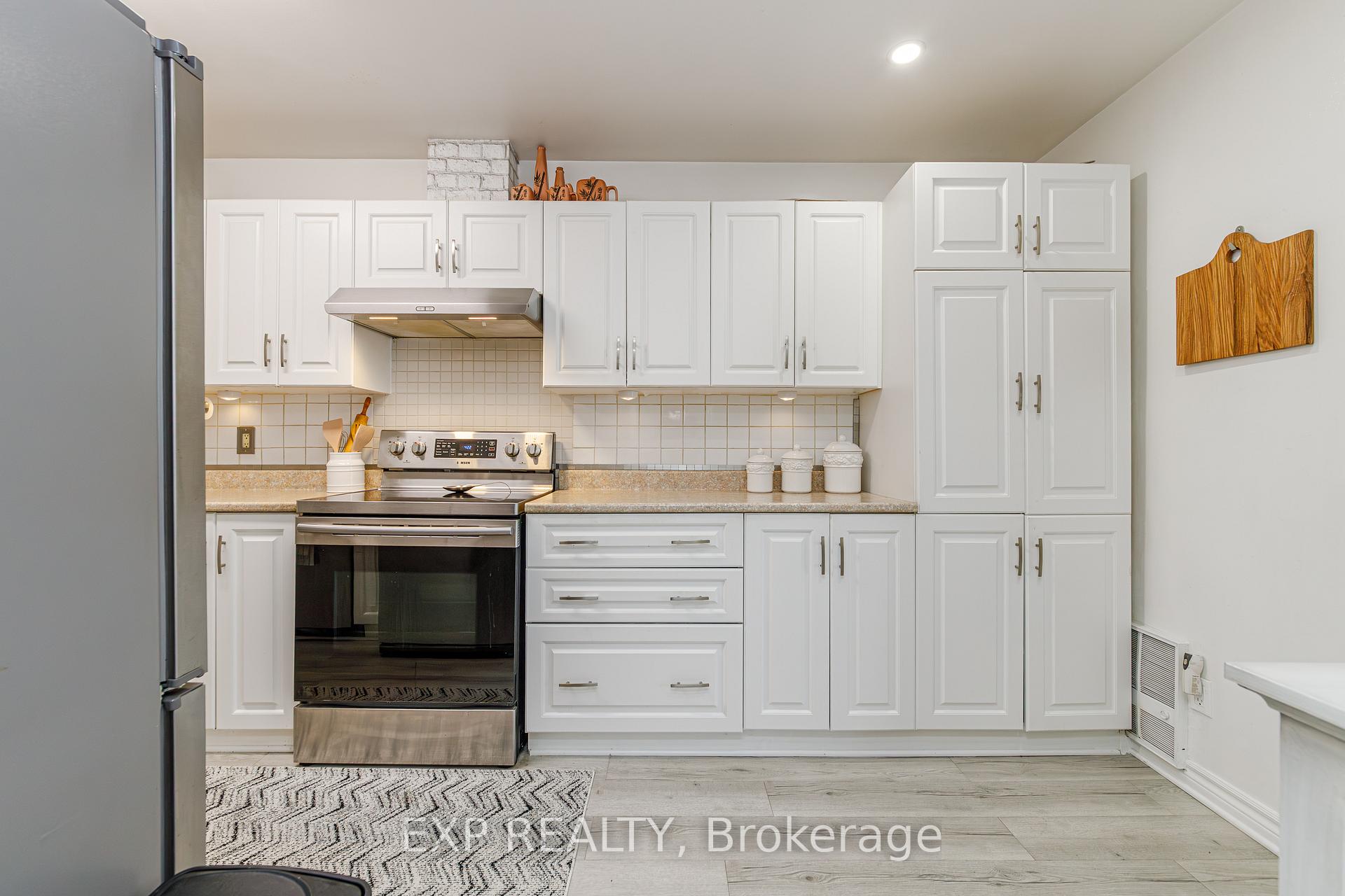 Photo 11 of Unit 134, 3445 Uplands Drive, Ottawa, Hunt Club — HOMEH