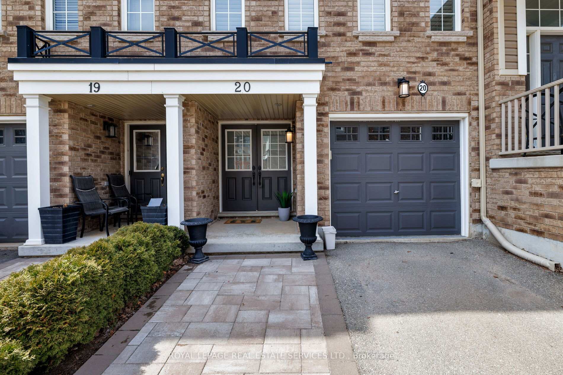 Photo 3 of Unit 20, 4823 Thomas Alton Boulevard, Burlington, Alton — HOMEH