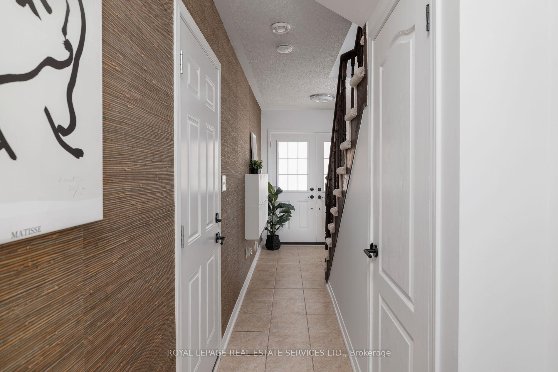 Photo 6 of Unit 20, 4823 Thomas Alton Boulevard, Burlington, Alton — HOMEH