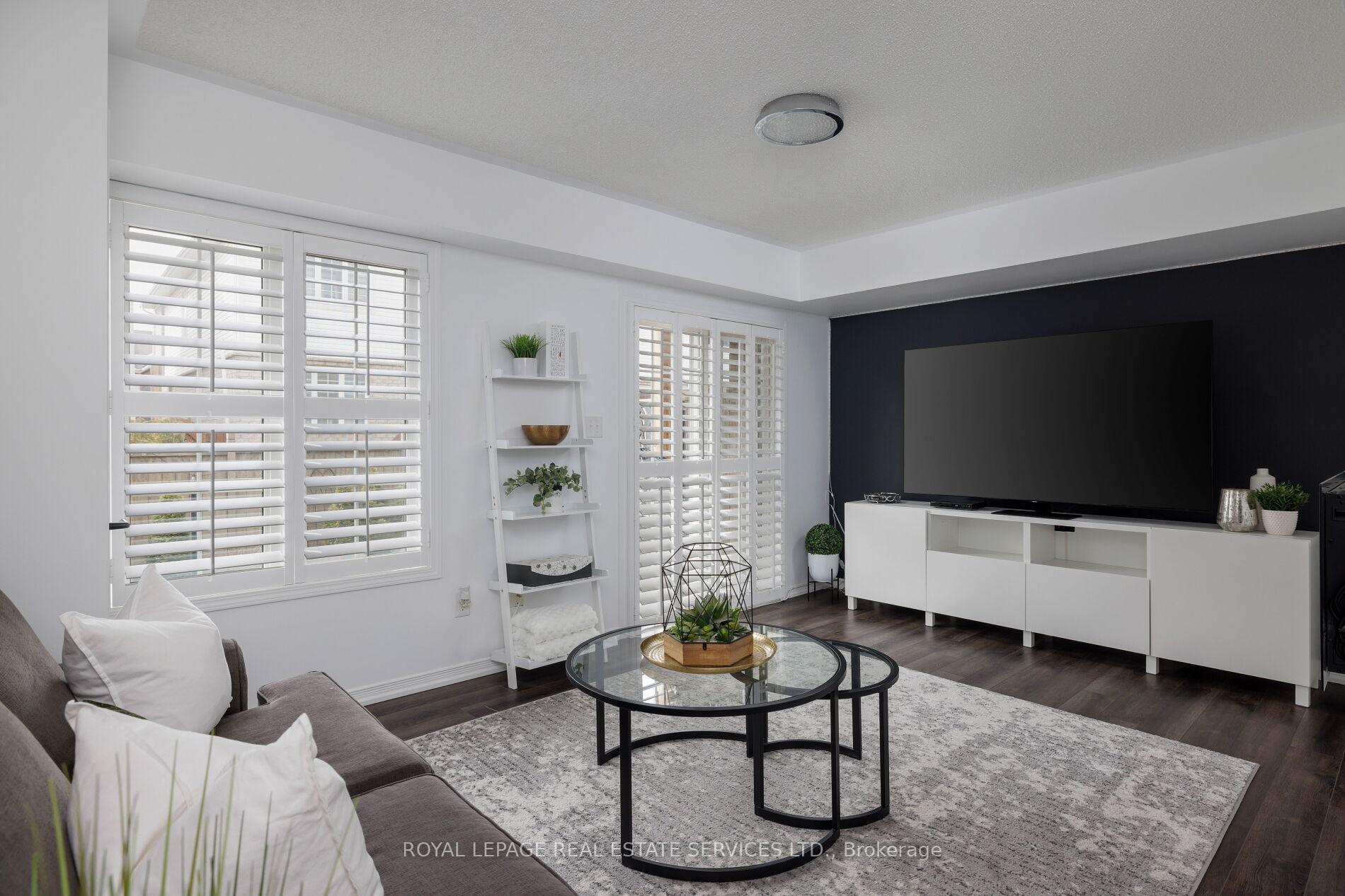 Photo 9 of Unit 20, 4823 Thomas Alton Boulevard, Burlington, Alton — HOMEH