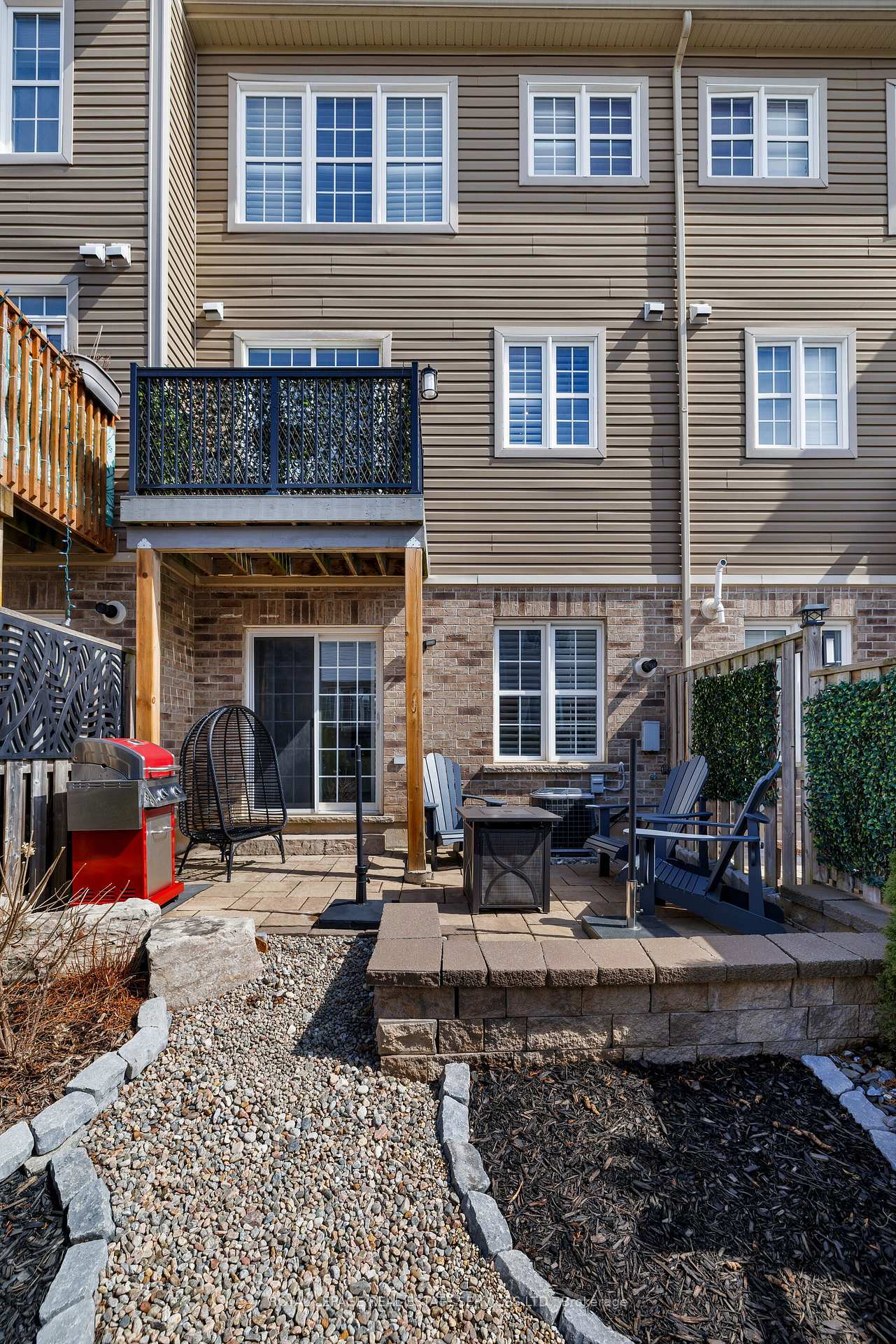 Photo 16 of Unit 20, 4823 Thomas Alton Boulevard, Burlington, Alton — HOMEH