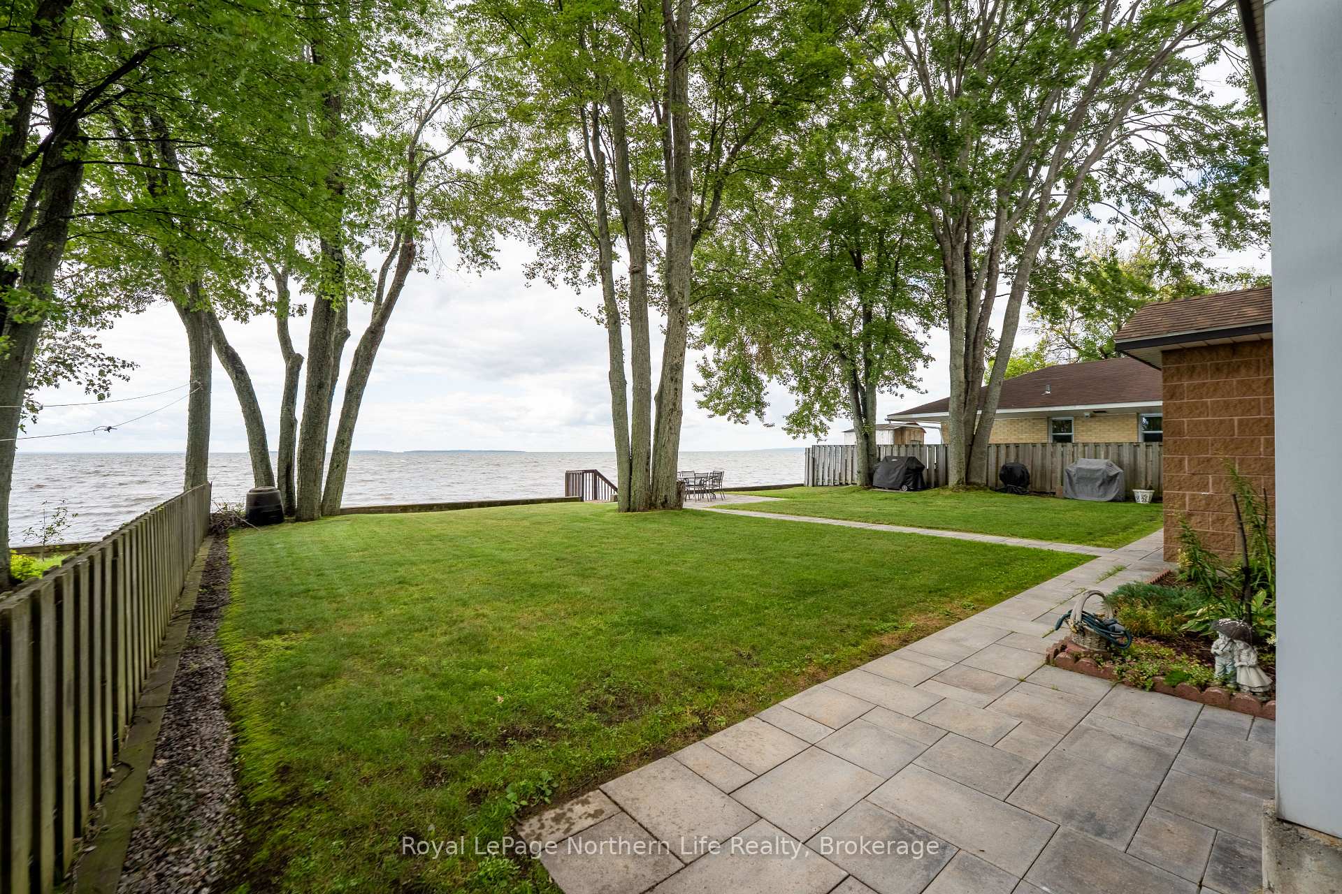 Photo 4 of Unit 301, 469 Lakeshore Drive, North Bay, Ferris — HOMEH