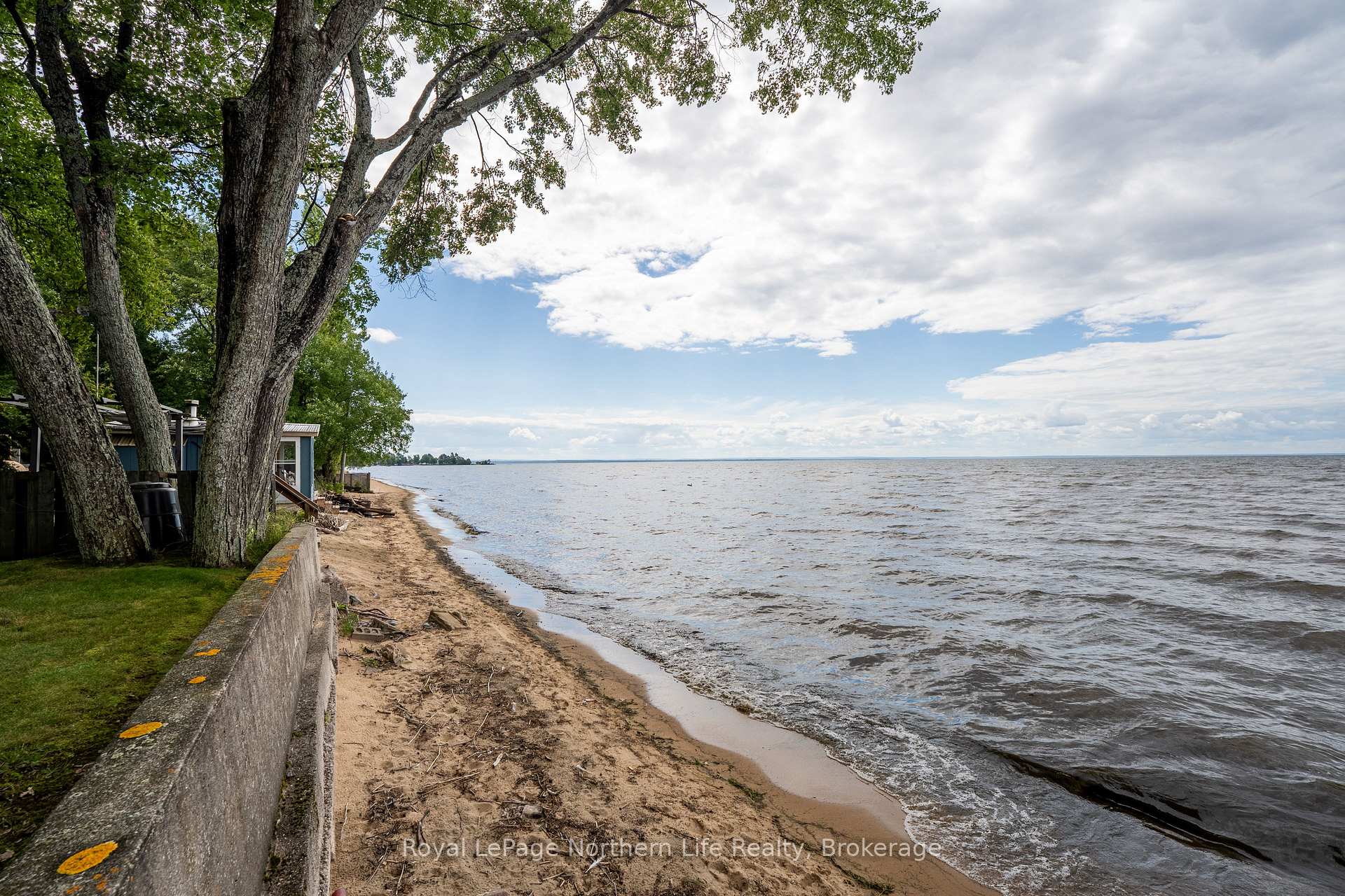 Photo 7 of Unit 301, 469 Lakeshore Drive, North Bay, Ferris — HOMEH
