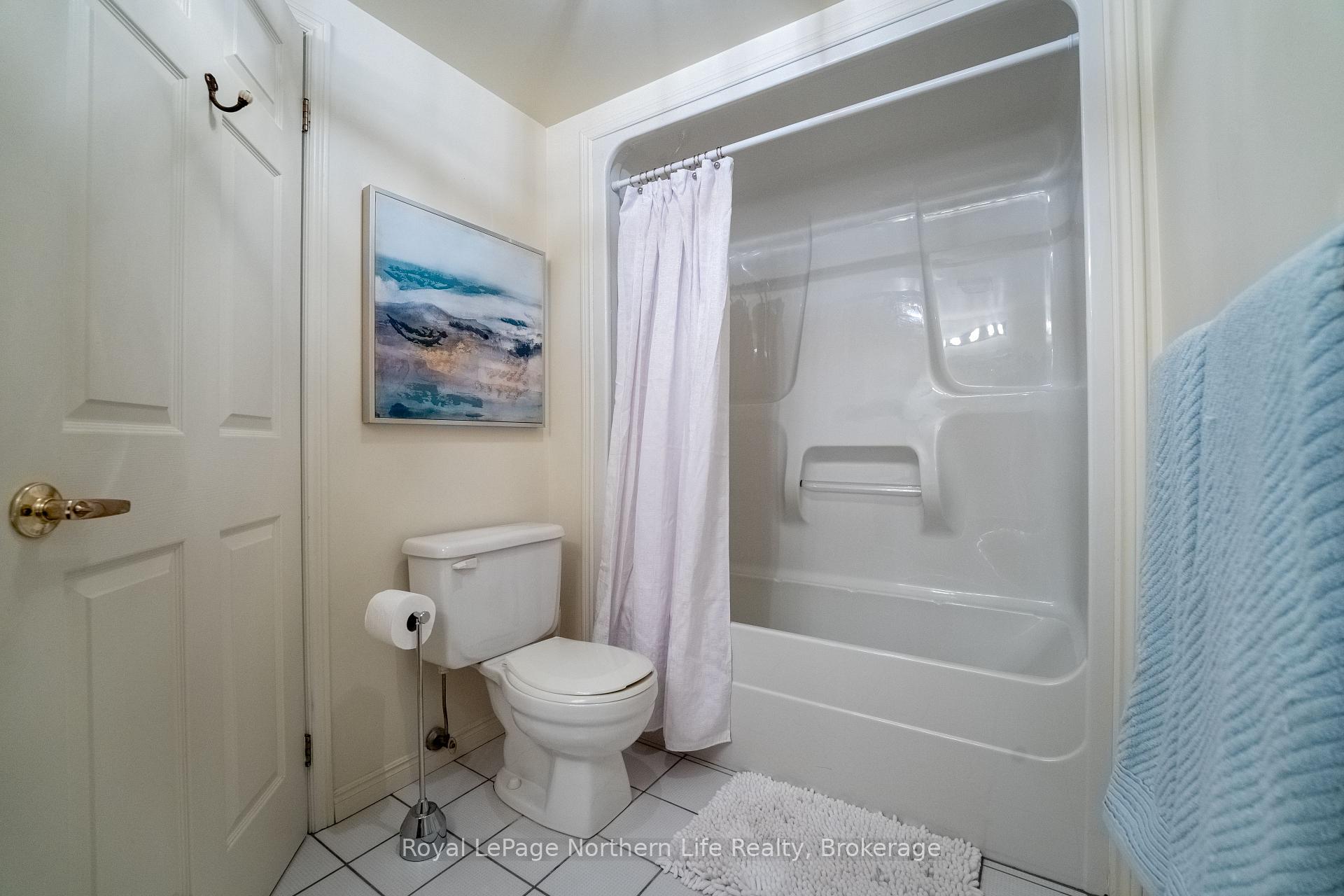 Photo 28 of Unit 301, 469 Lakeshore Drive, North Bay, Ferris — HOMEH