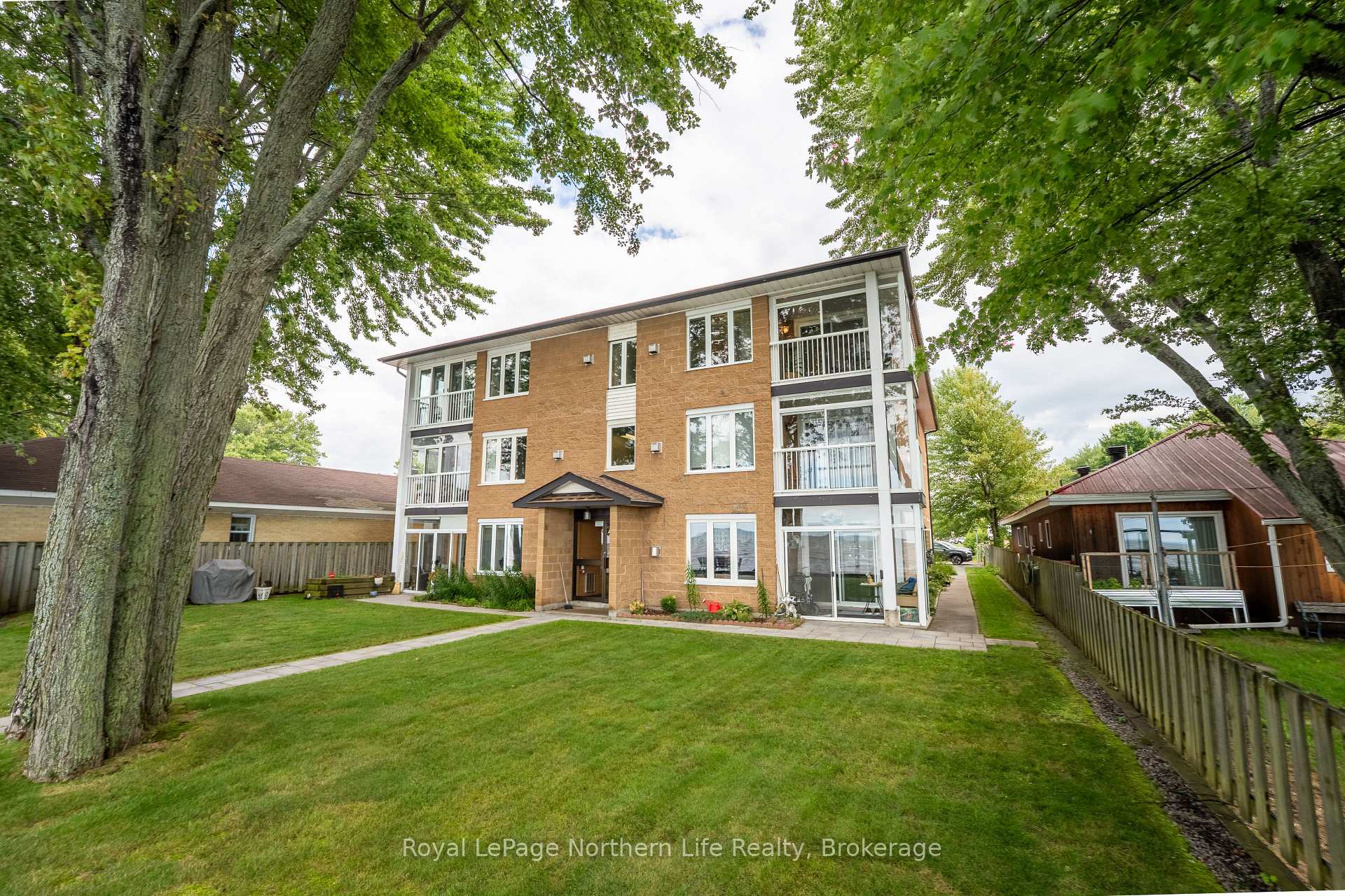 Photo 37 of Unit 301, 469 Lakeshore Drive, North Bay, Ferris — HOMEH