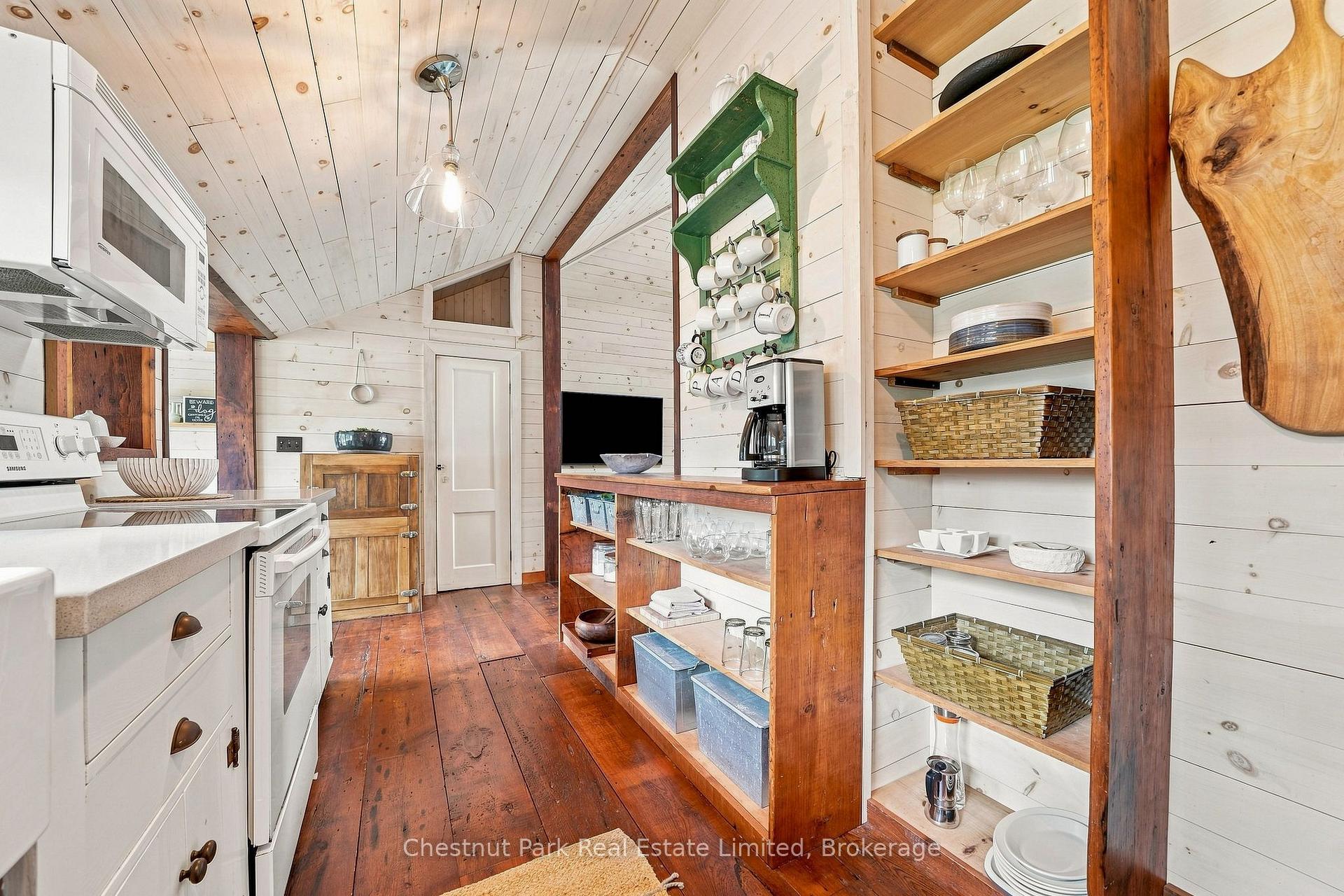Photo 9 of 4786 County Road 1, Prince Edward County, Hillier Ward — HOMEH