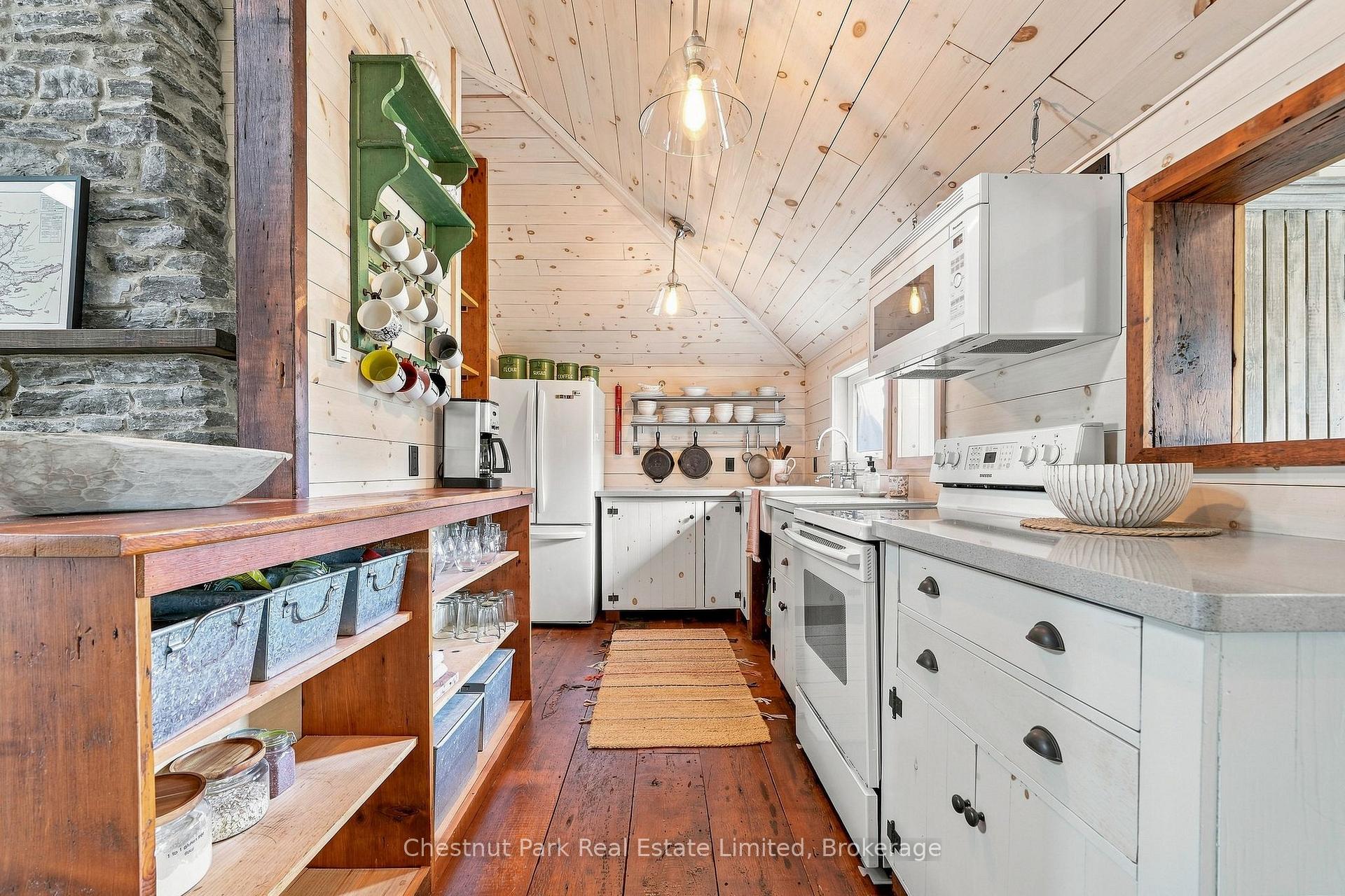Photo 10 of 4786 County Road 1, Prince Edward County, Hillier Ward — HOMEH