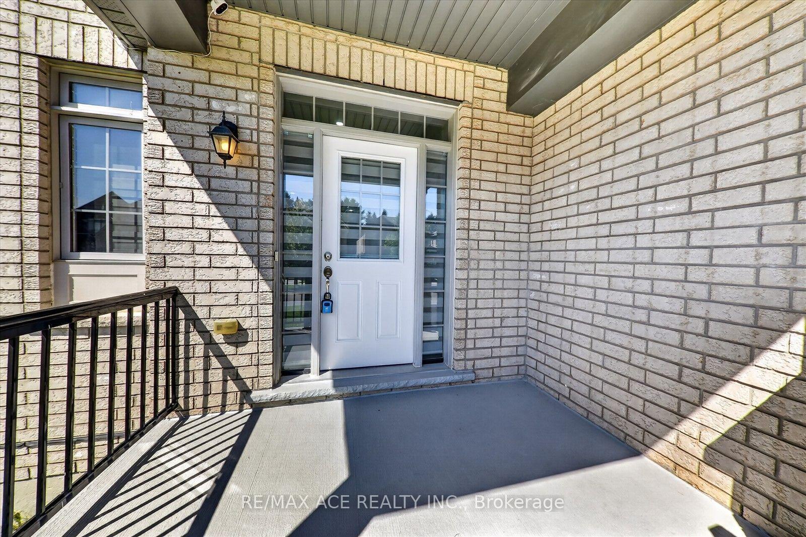Photo 15 of 10 Gusul Avenue, Clarington, Newcastle — HOMEH