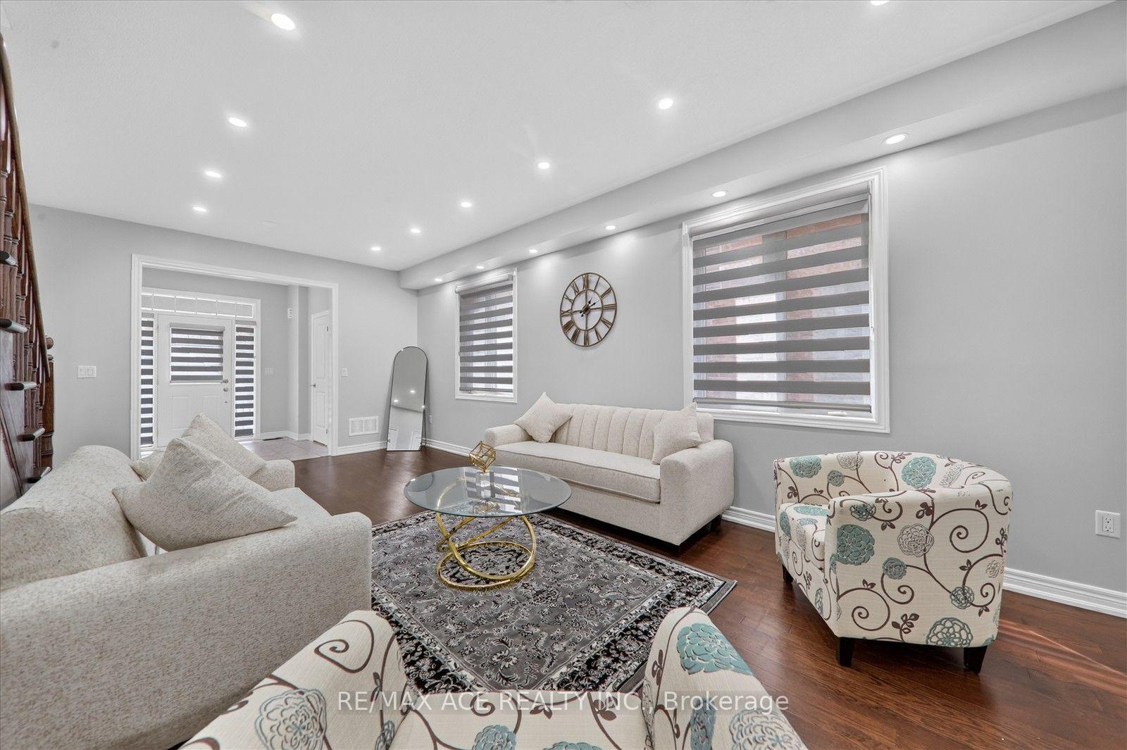 Photo 27 of 10 Gusul Avenue, Clarington, Newcastle — HOMEH
