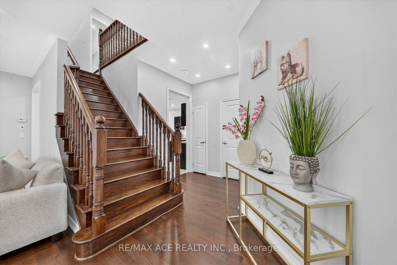 Photo 31 of 10 Gusul Avenue, Clarington, Newcastle — HOMEH