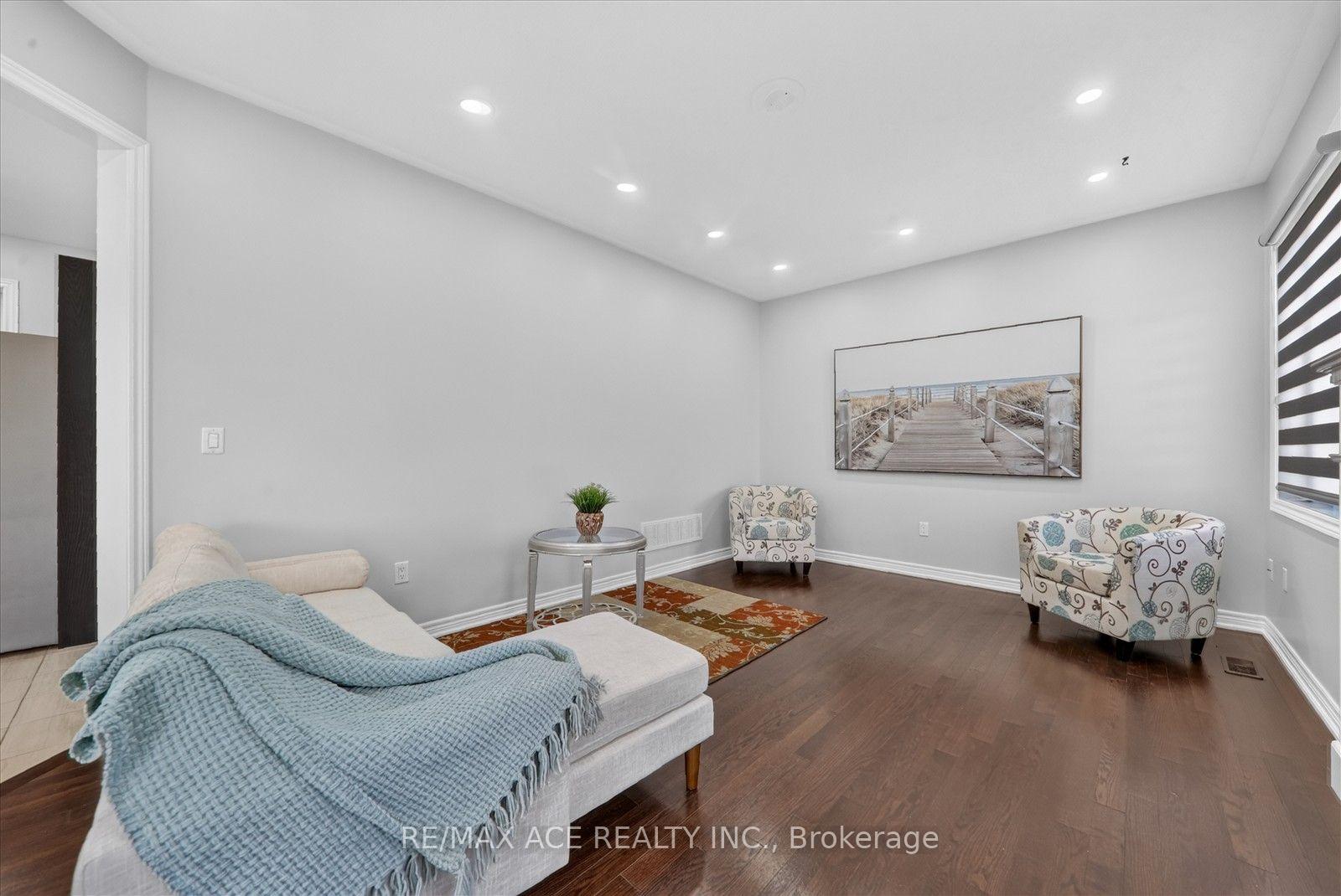 Photo 47 of 10 Gusul Avenue, Clarington, Newcastle — HOMEH