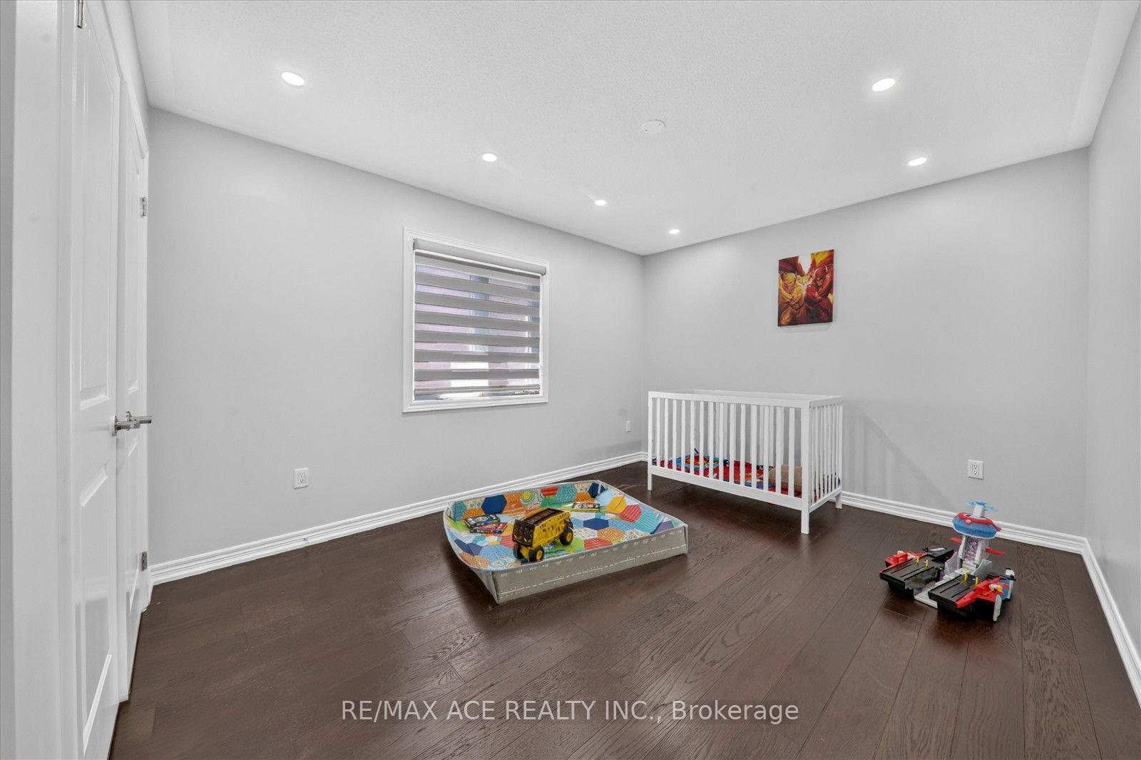 Photo 67 of 10 Gusul Avenue, Clarington, Newcastle — HOMEH