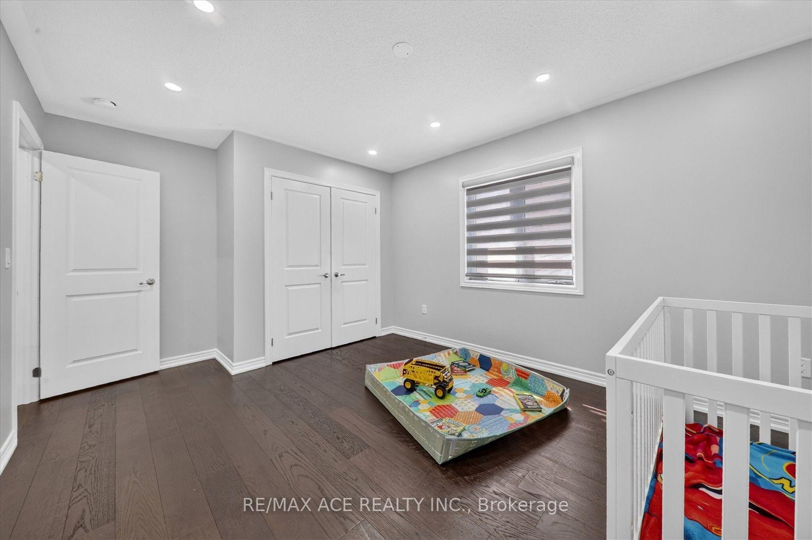 Photo 69 of 10 Gusul Avenue, Clarington, Newcastle — HOMEH