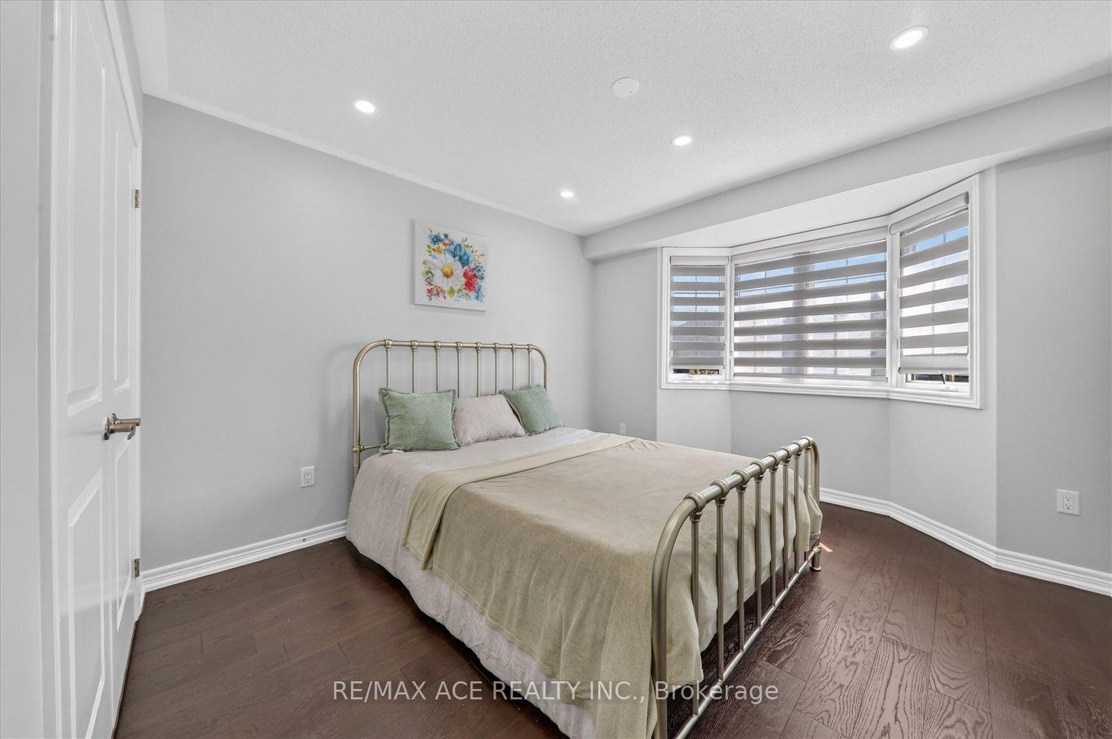 Photo 79 of 10 Gusul Avenue, Clarington, Newcastle — HOMEH