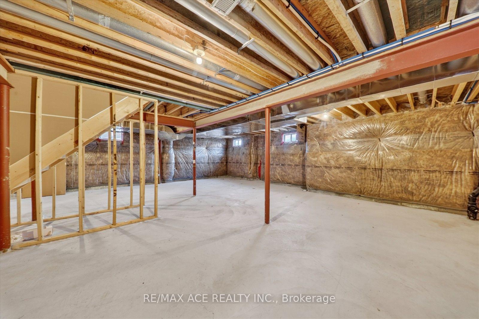 Photo 83 of 10 Gusul Avenue, Clarington, Newcastle — HOMEH