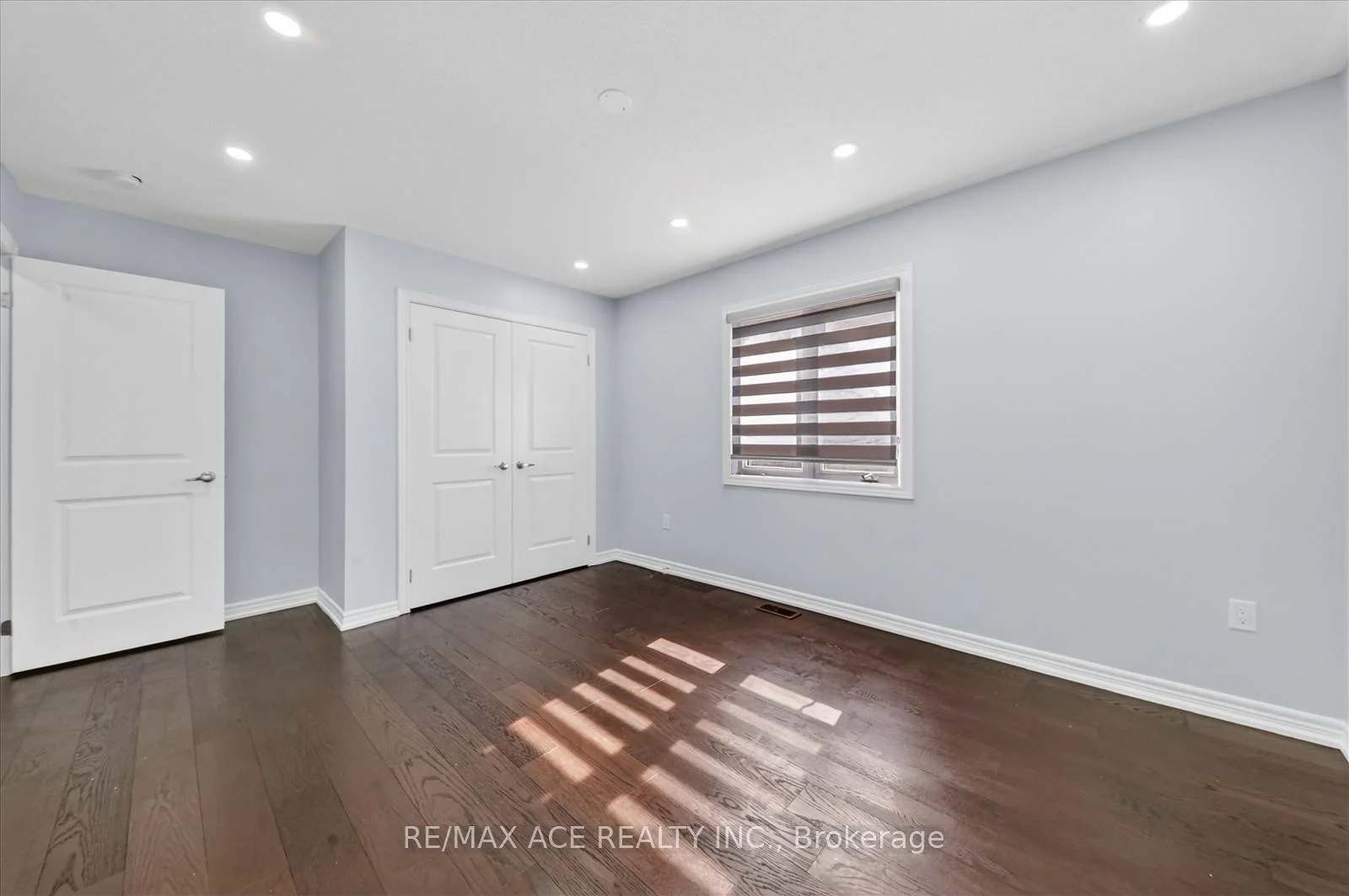 Photo 80 of 10 Gusul Avenue, Clarington, Newcastle — HOMEH