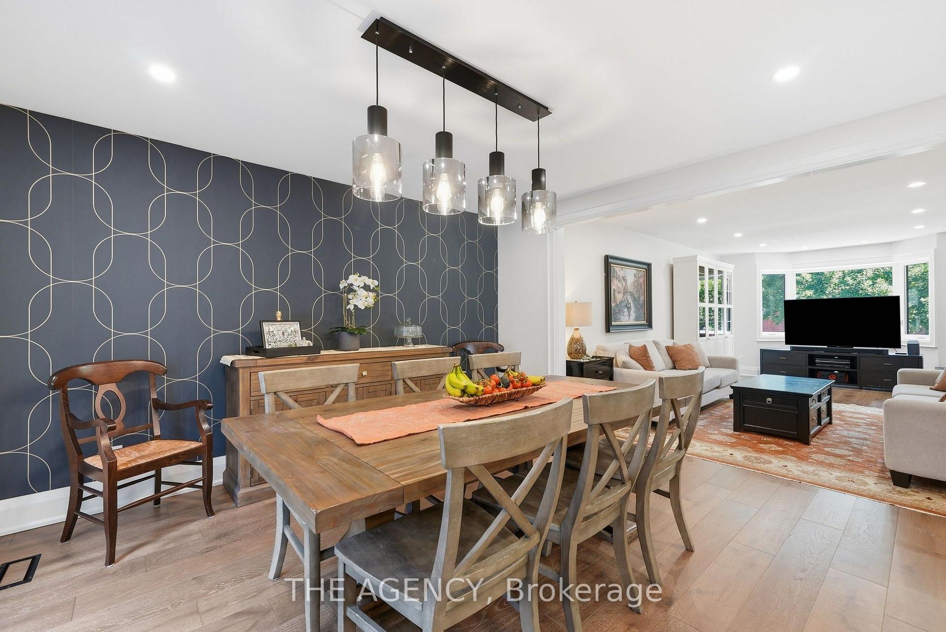 Photo 9 of 42 Berl Avenue, Etobicoke, Stonegate-Queensway — HOMEH