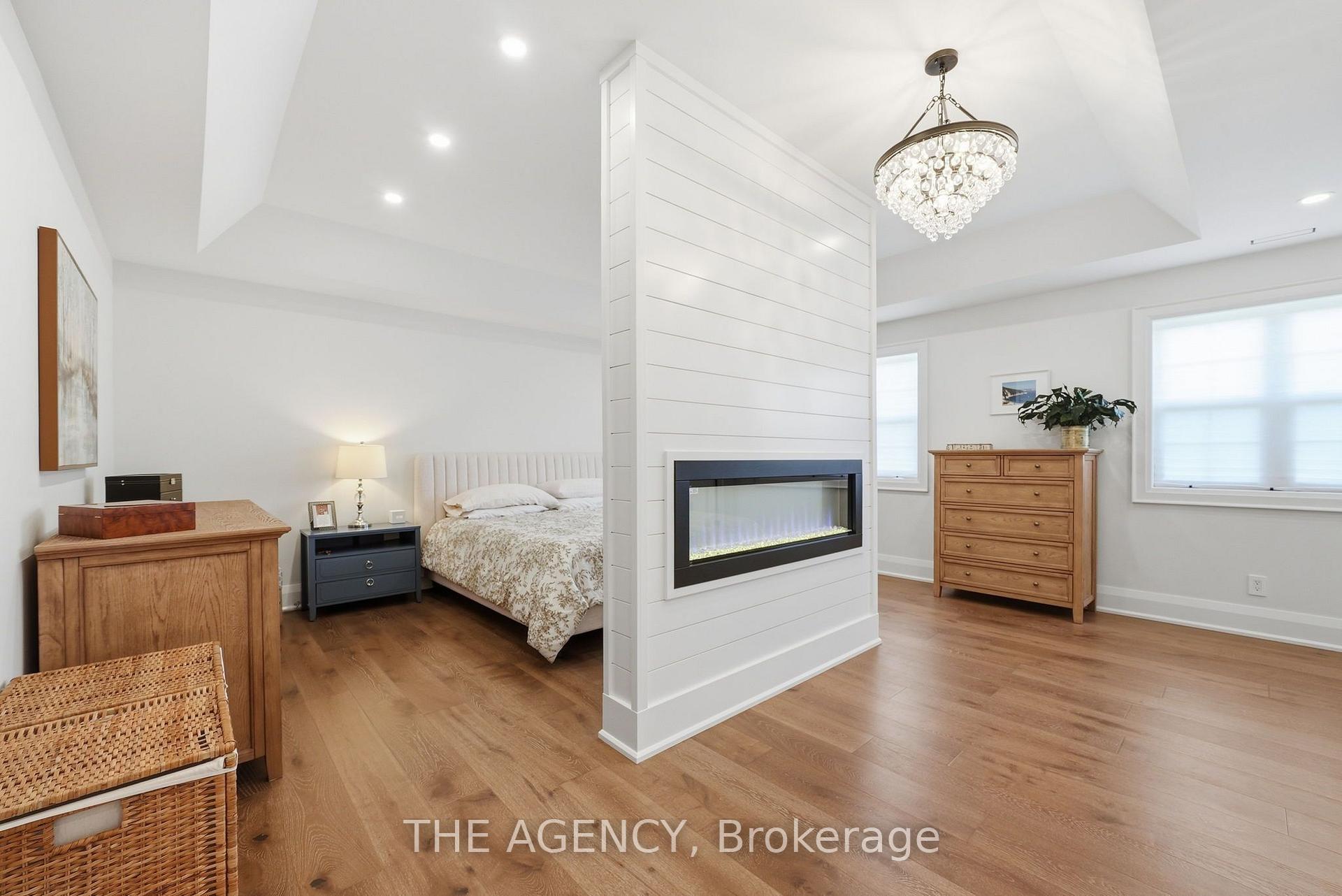 Photo 14 of 42 Berl Avenue, Etobicoke, Stonegate-Queensway — HOMEH