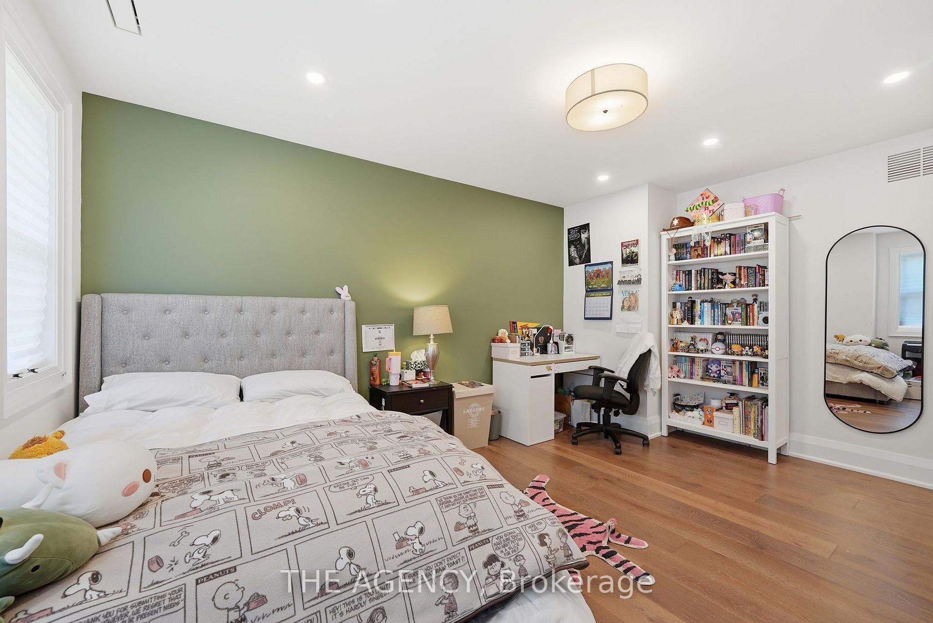 Photo 20 of 42 Berl Avenue, Etobicoke, Stonegate-Queensway — HOMEH