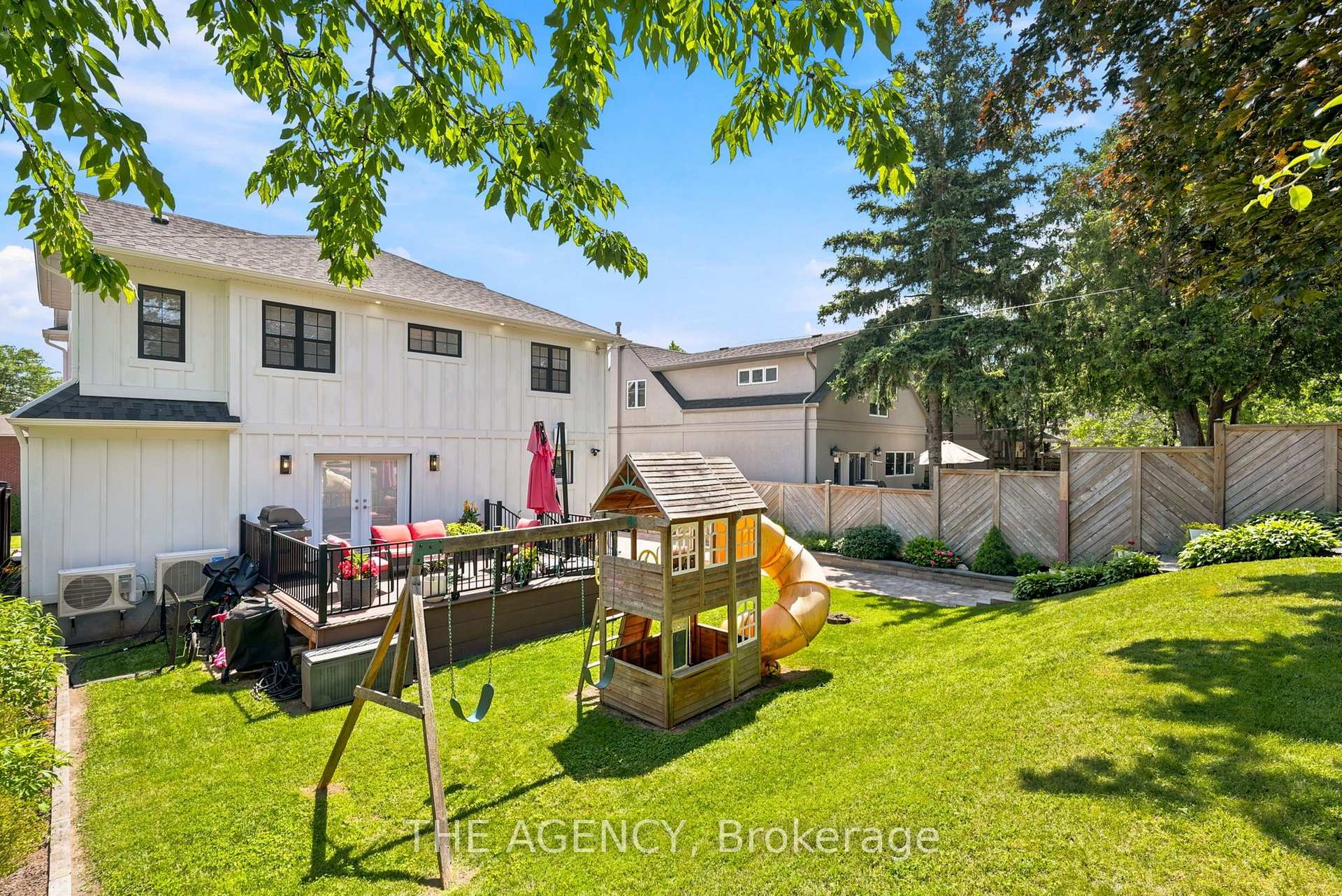Photo 35 of 42 Berl Avenue, Etobicoke, Stonegate-Queensway — HOMEH