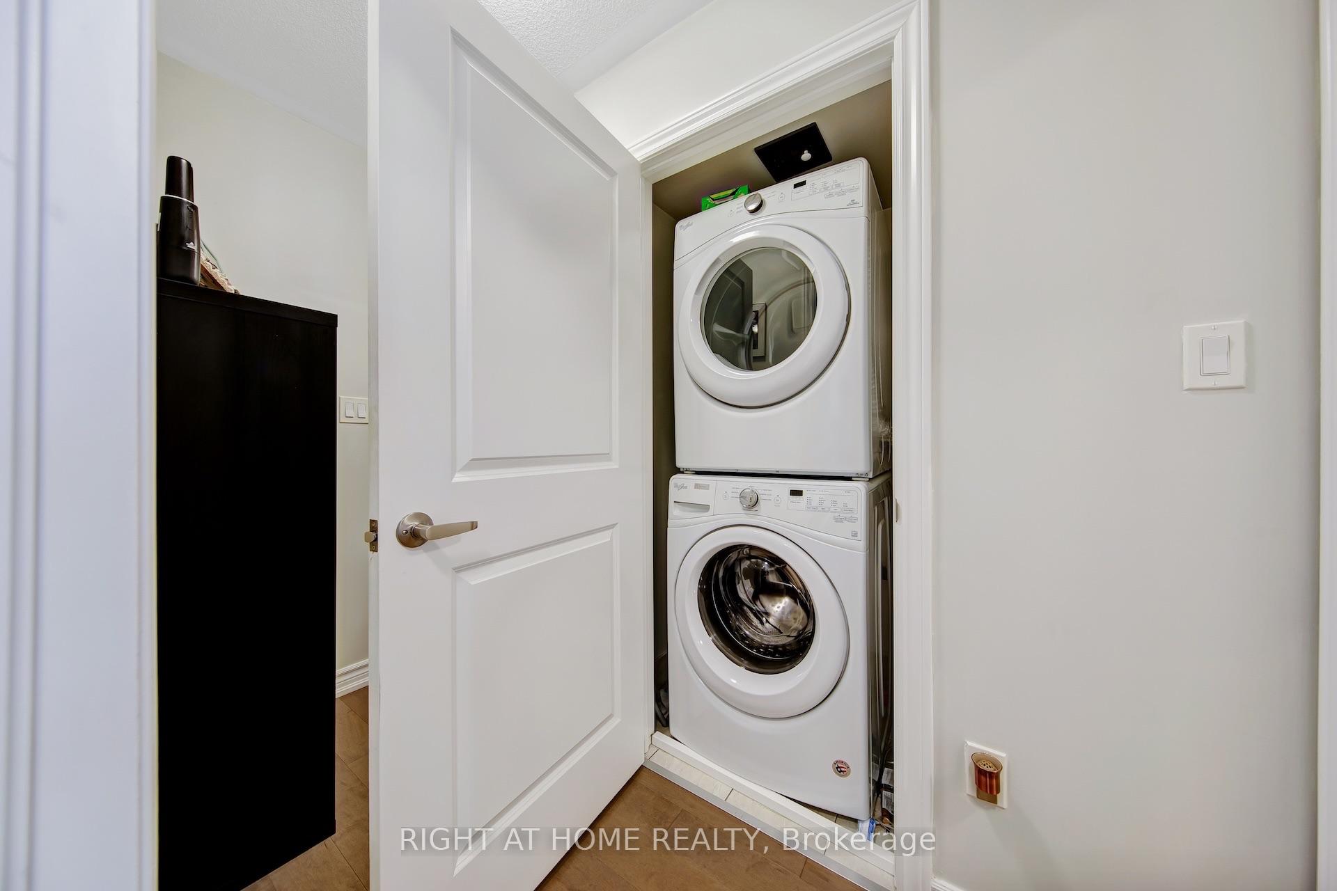 Photo 19 of Unit 3, 198 Pine Grove Road, Vaughan, Islington Woods — HOMEH