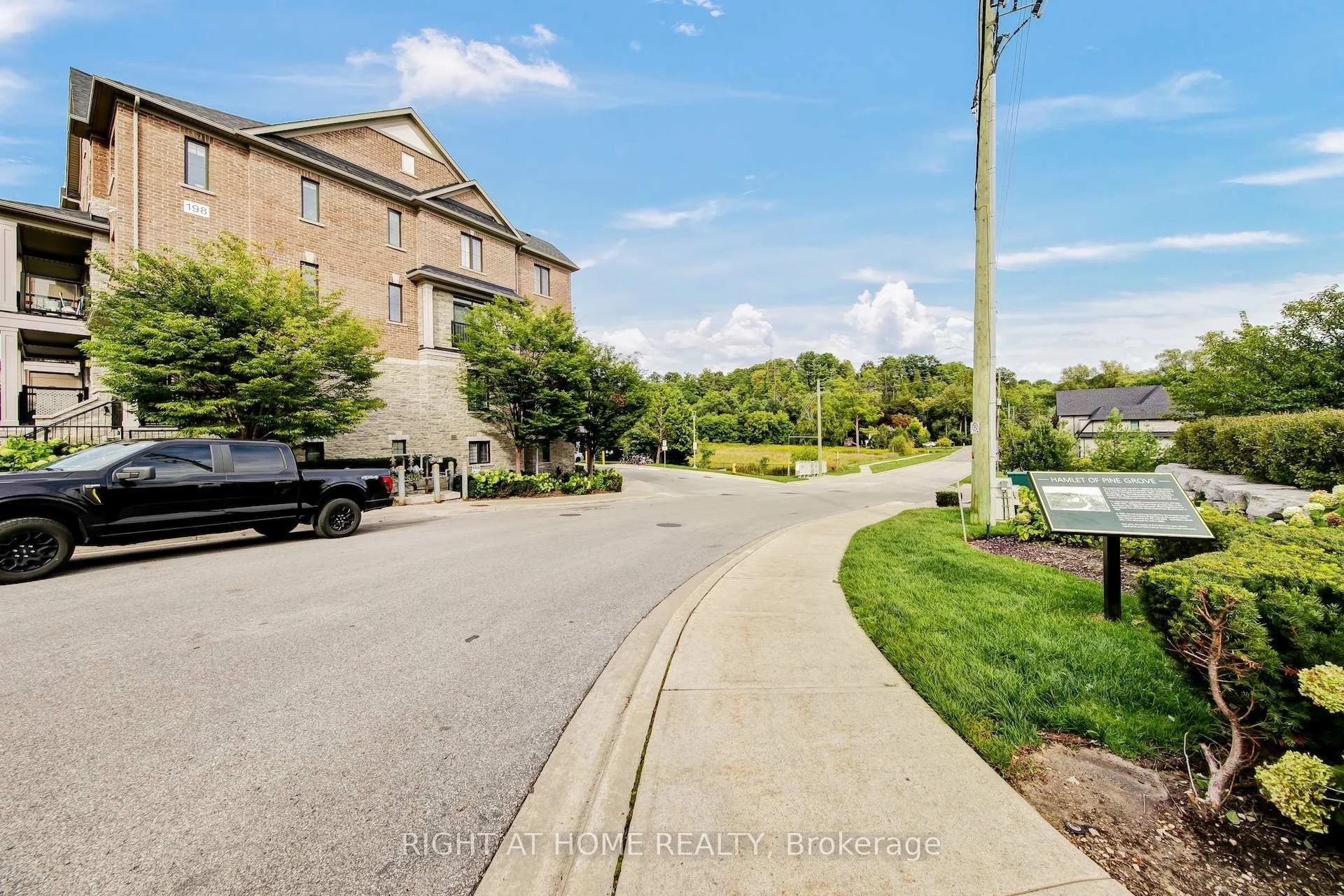 Photo 39 of Unit 3, 198 Pine Grove Road, Vaughan, Islington Woods — HOMEH
