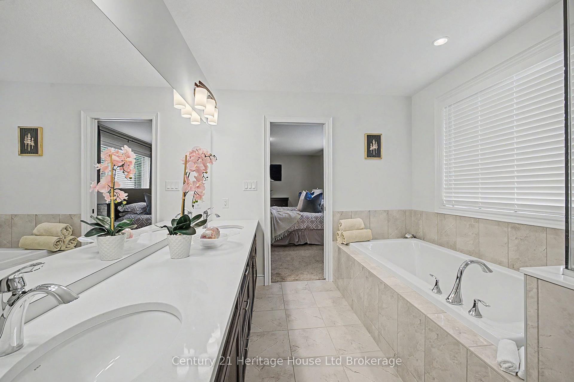 Photo 15 of 18 Darlison Drive, Zorra, Thamesford — HOMEH