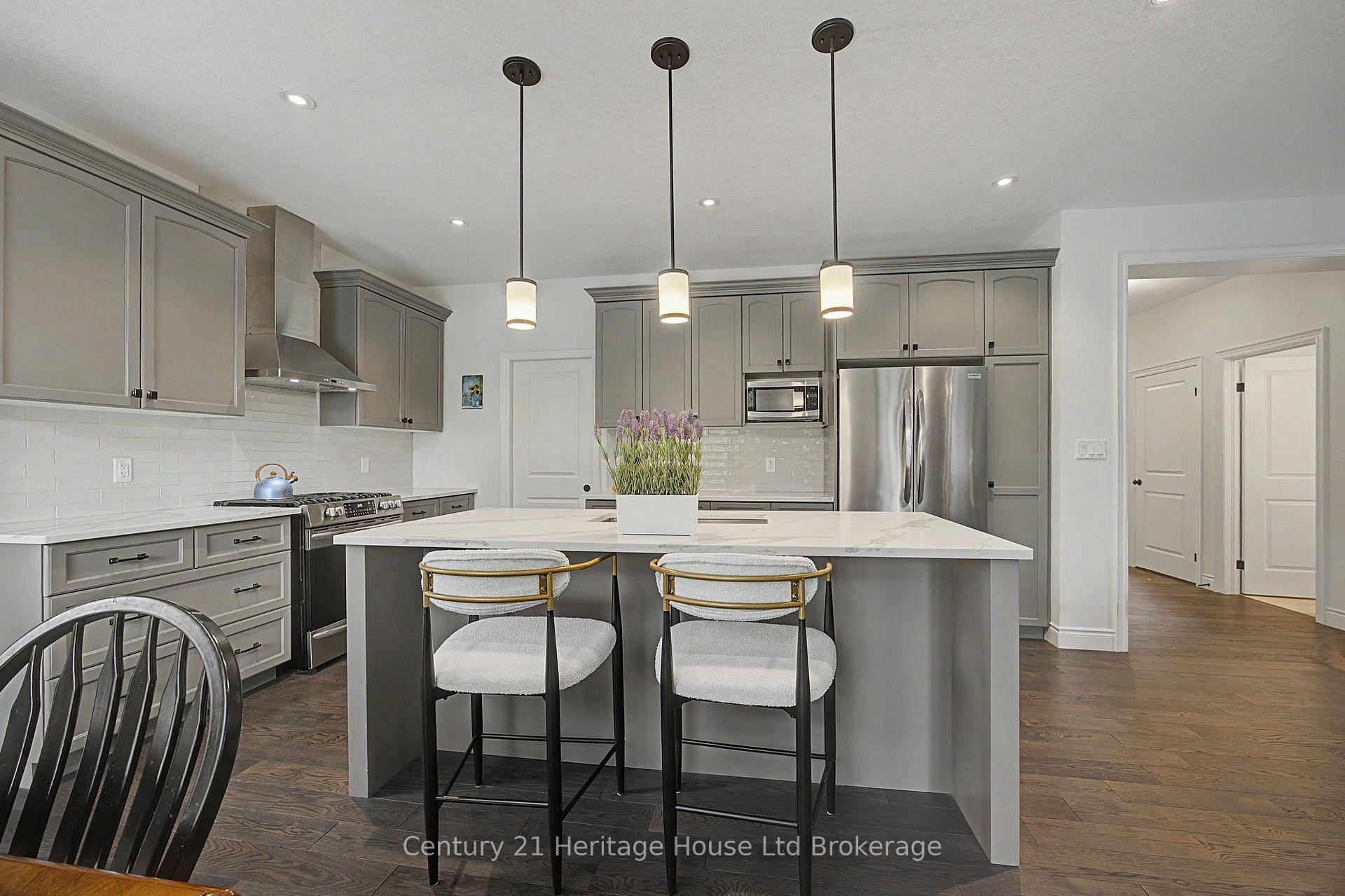 Photo 19 of 18 Darlison Drive, Zorra, Thamesford — HOMEH