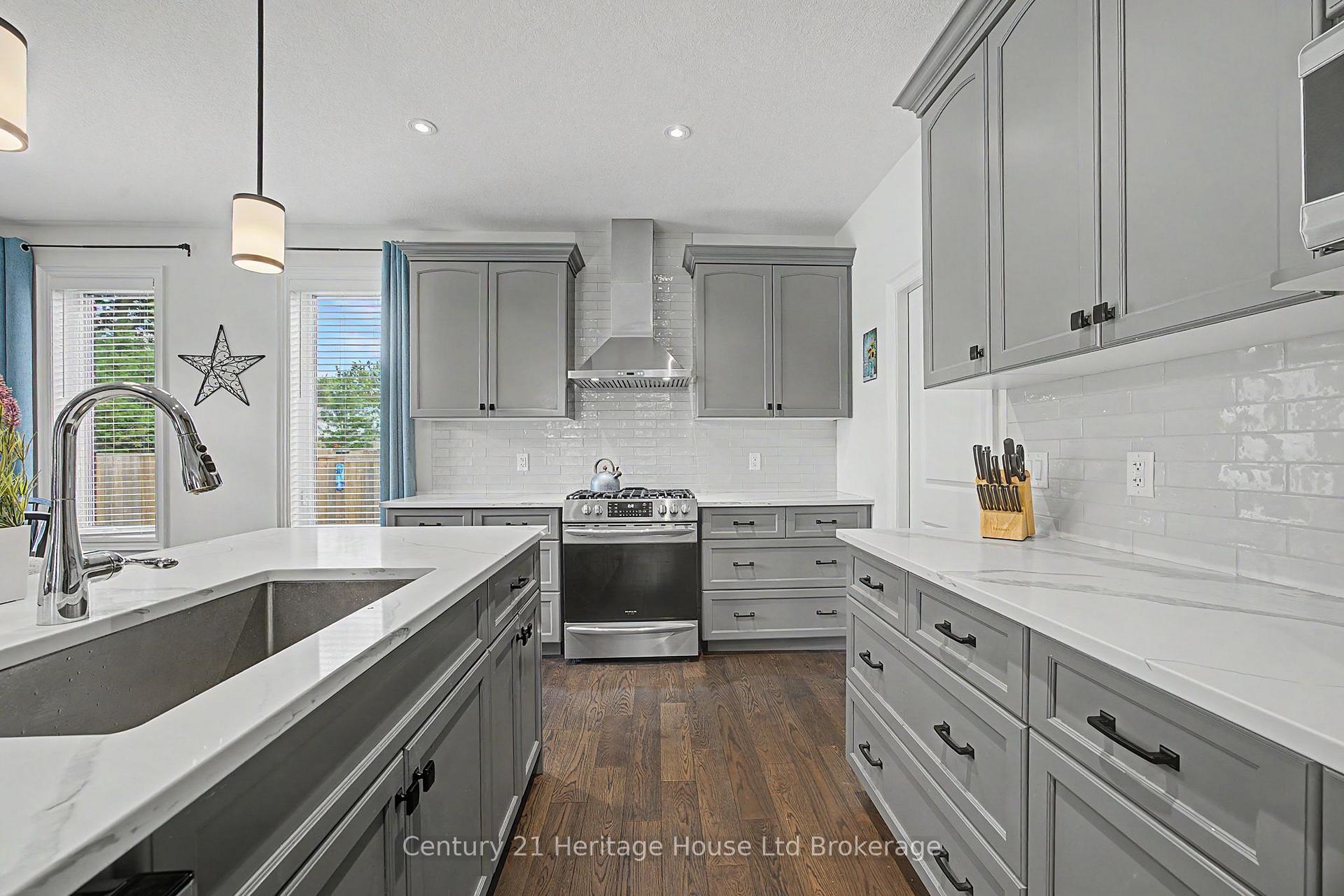 Photo 20 of 18 Darlison Drive, Zorra, Thamesford — HOMEH