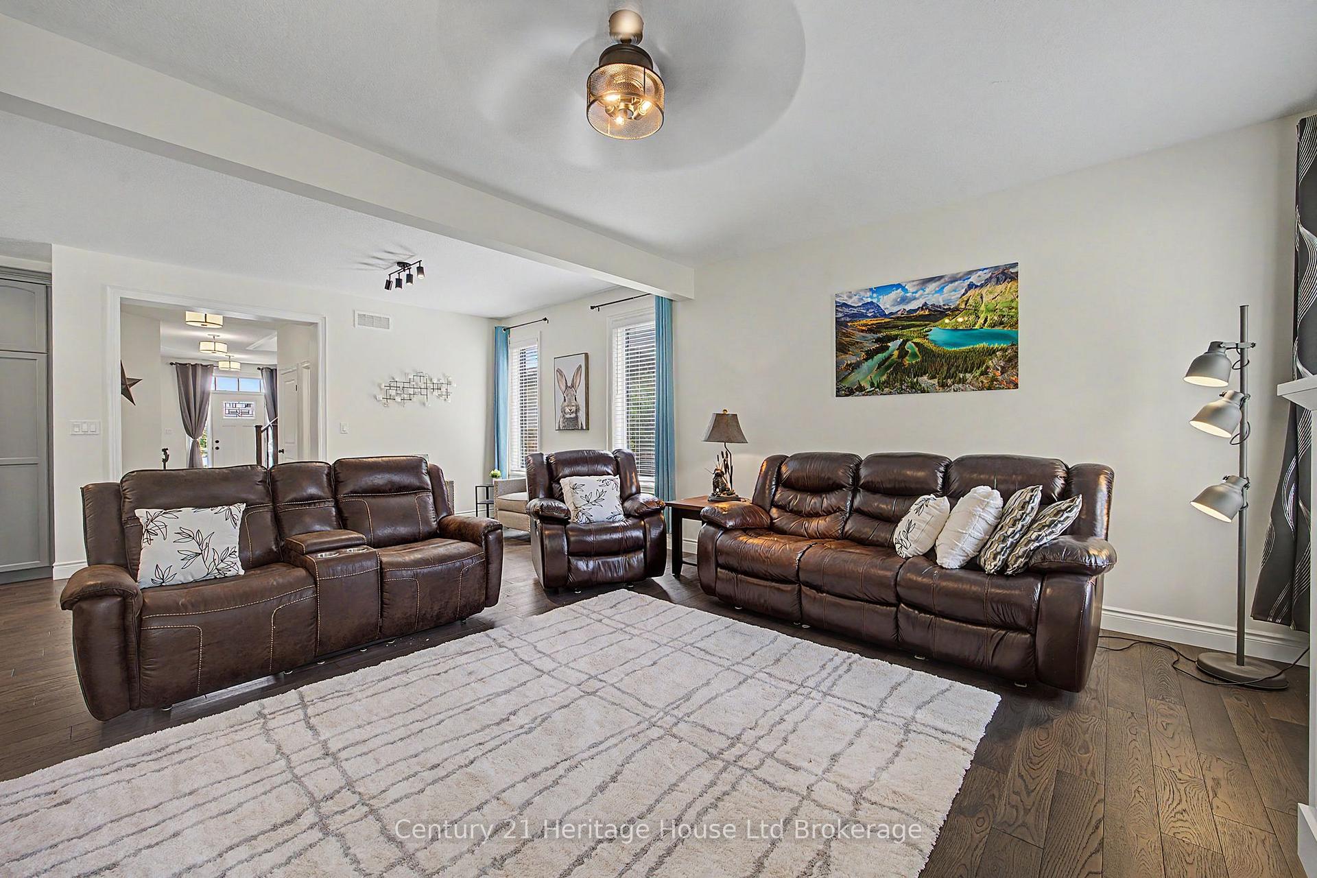 Photo 22 of 18 Darlison Drive, Zorra, Thamesford — HOMEH