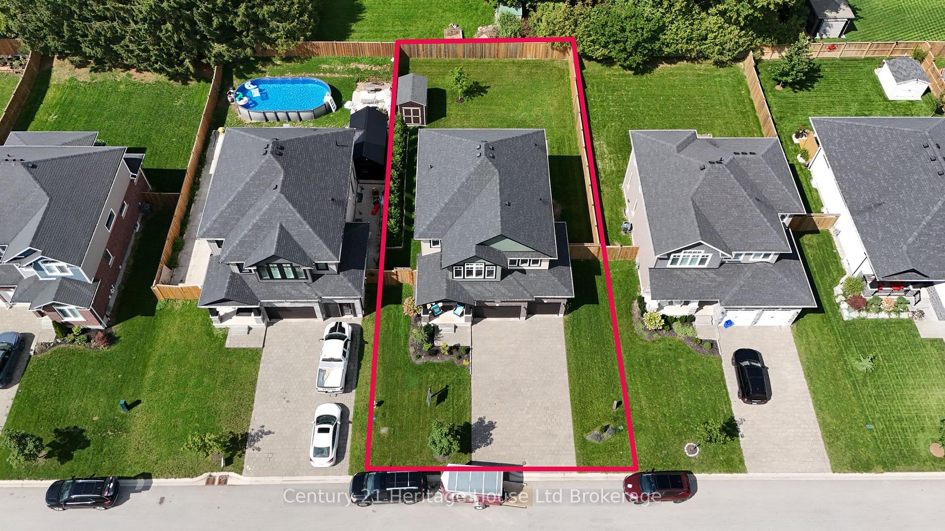 Photo 33 of 18 Darlison Drive, Zorra, Thamesford — HOMEH