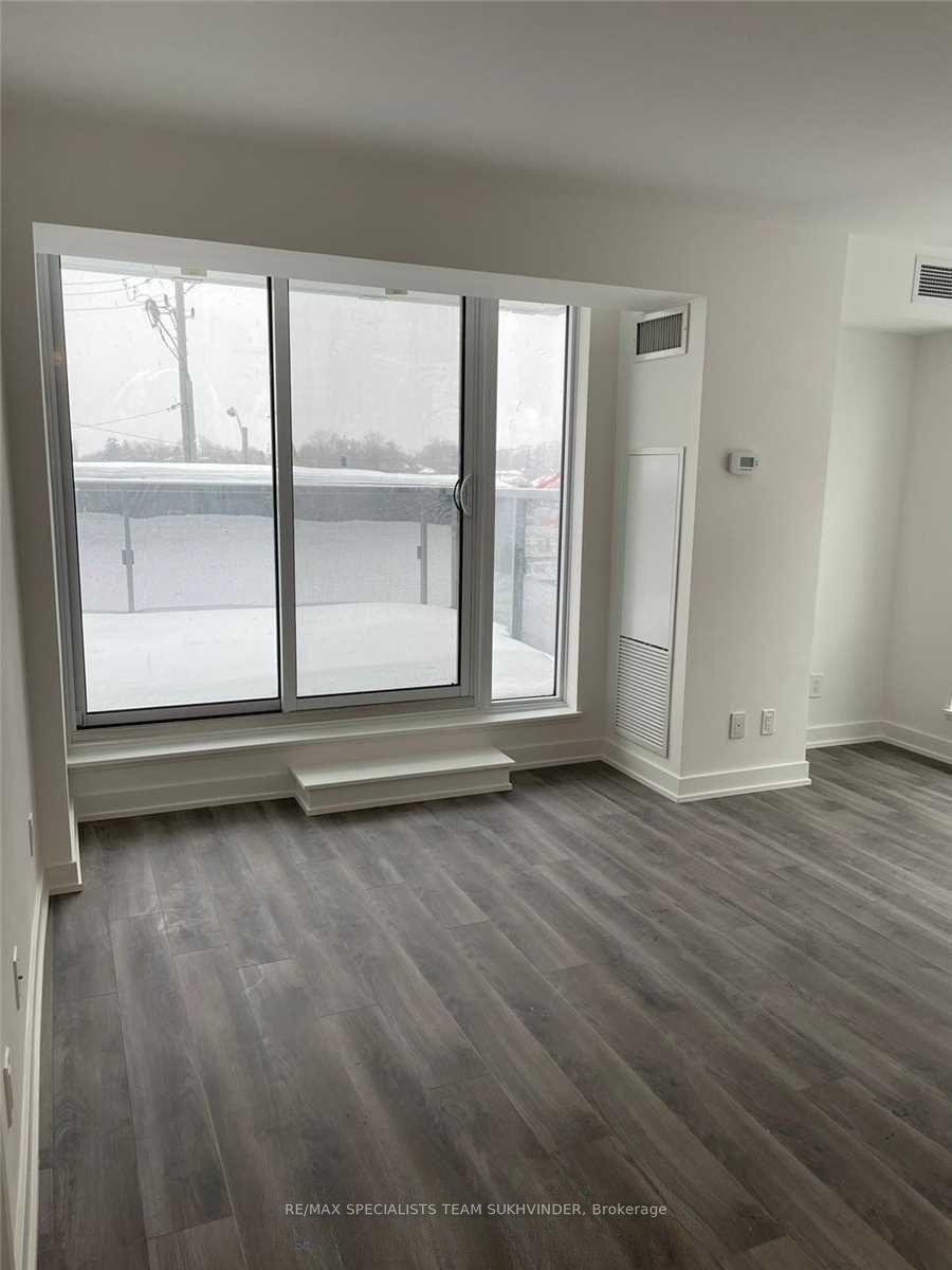 Photo 3 of Unit 321, 120 Varna Drive, Toronto, Englemount-Lawrence — HOMEH