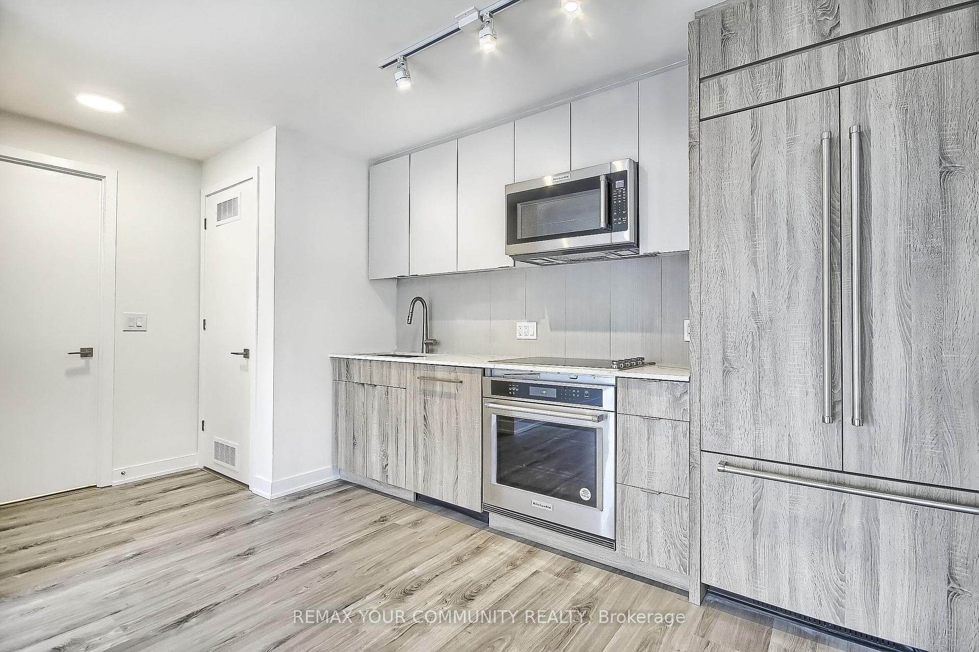 Photo 4 of Unit 808, 840 St Clair Avenue W, Toronto, Oakwood Village — HOMEH
