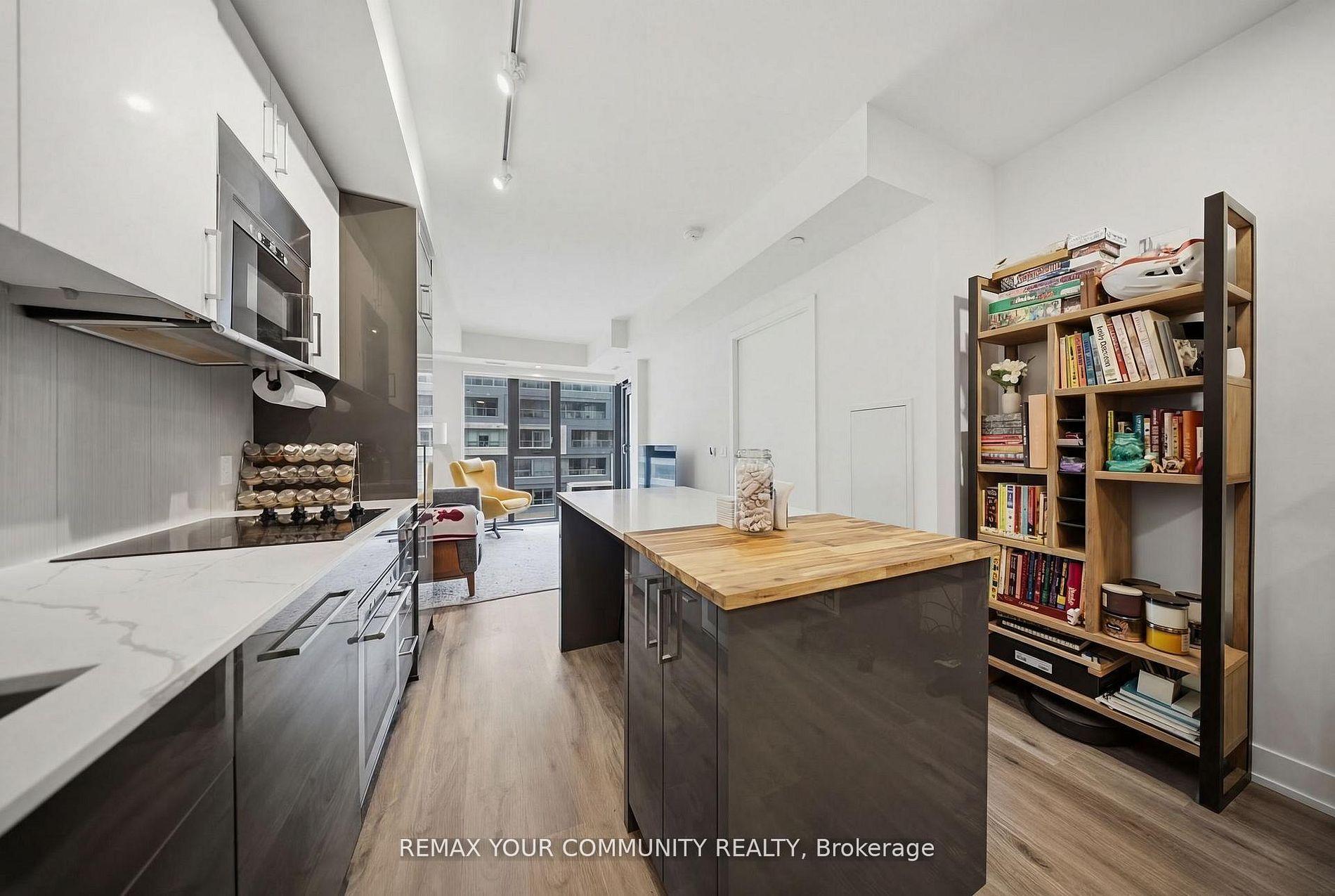 Photo 2 of Unit 808, 840 St Clair Avenue W, Toronto, Oakwood Village — HOMEH