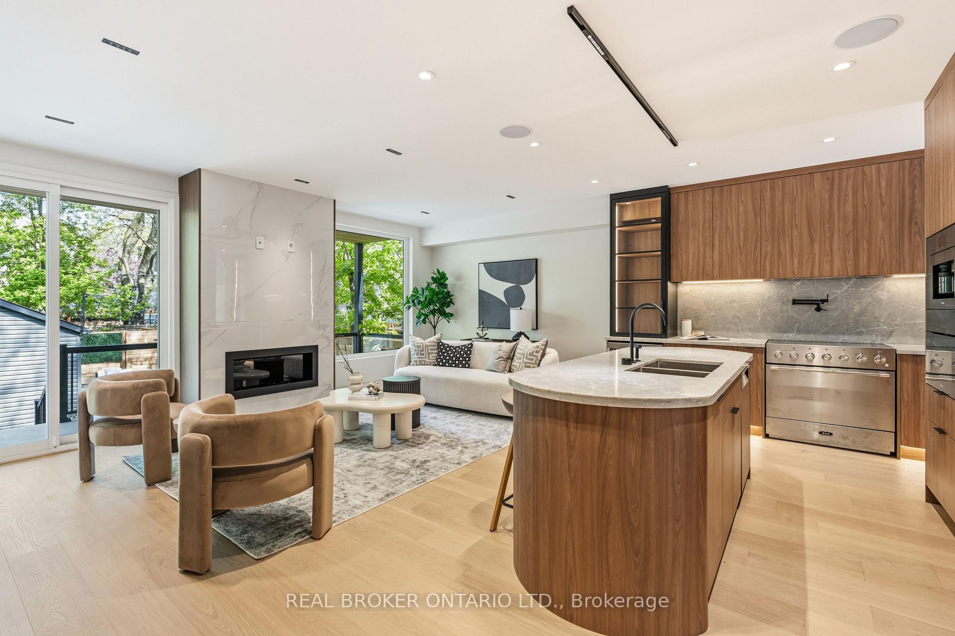 Photo 7 of 143 Fairview Avenue, Toronto, Junction Area — HOMEH
