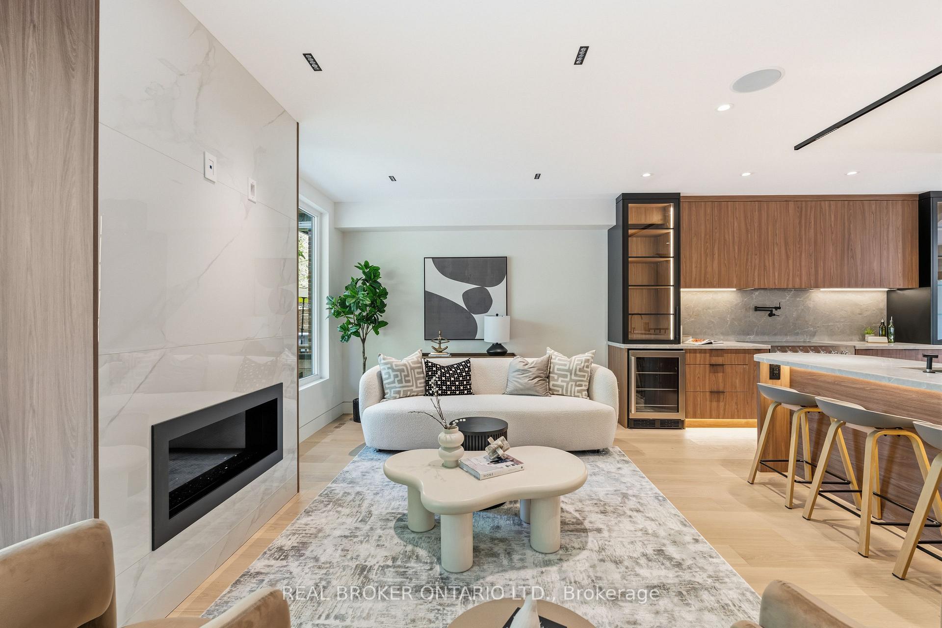 Photo 10 of 143 Fairview Avenue, Toronto, Junction Area — HOMEH