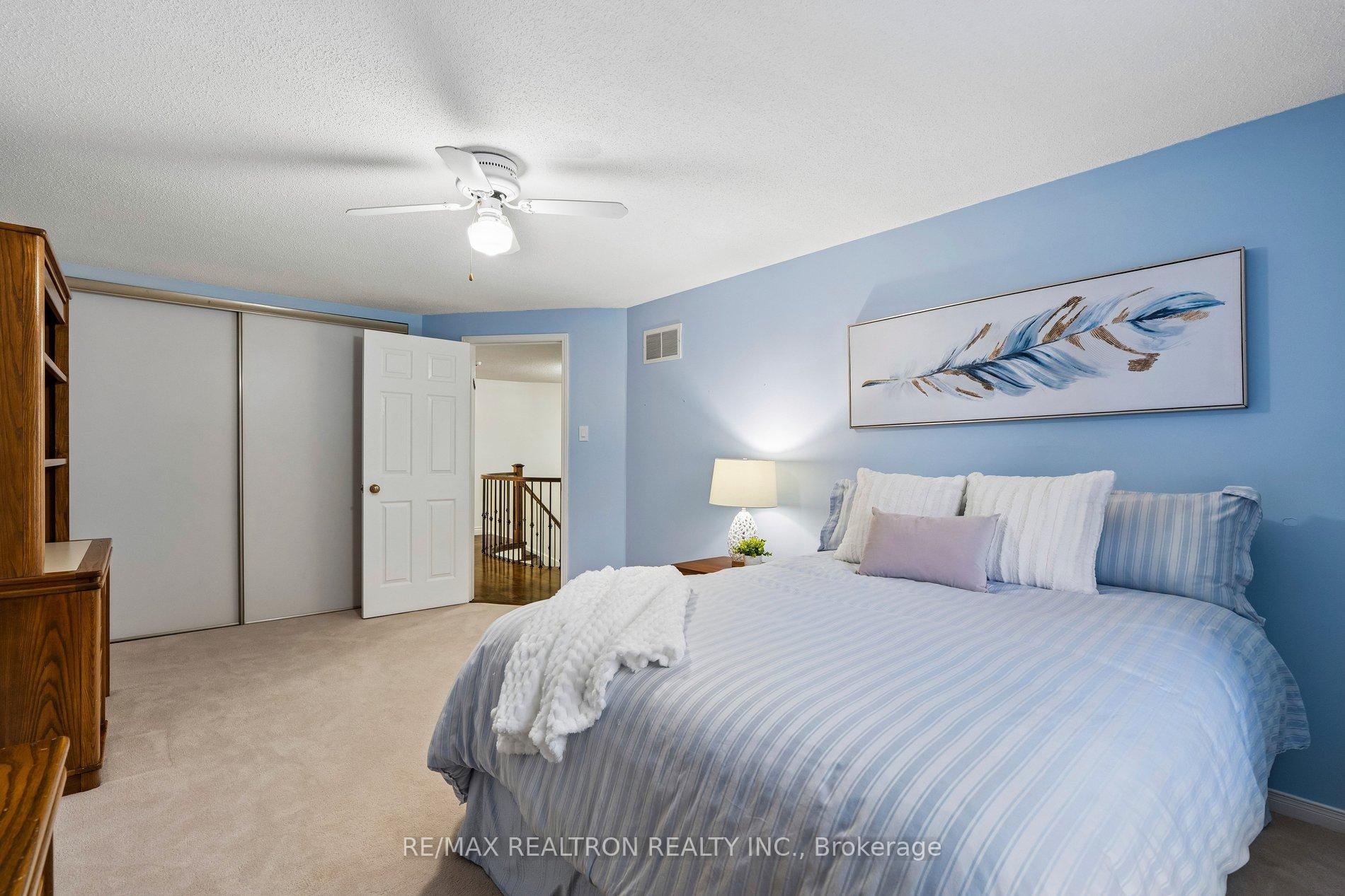 Photo 31 of 122 Colvin Crescent, Vaughan, Brownridge — HOMEH