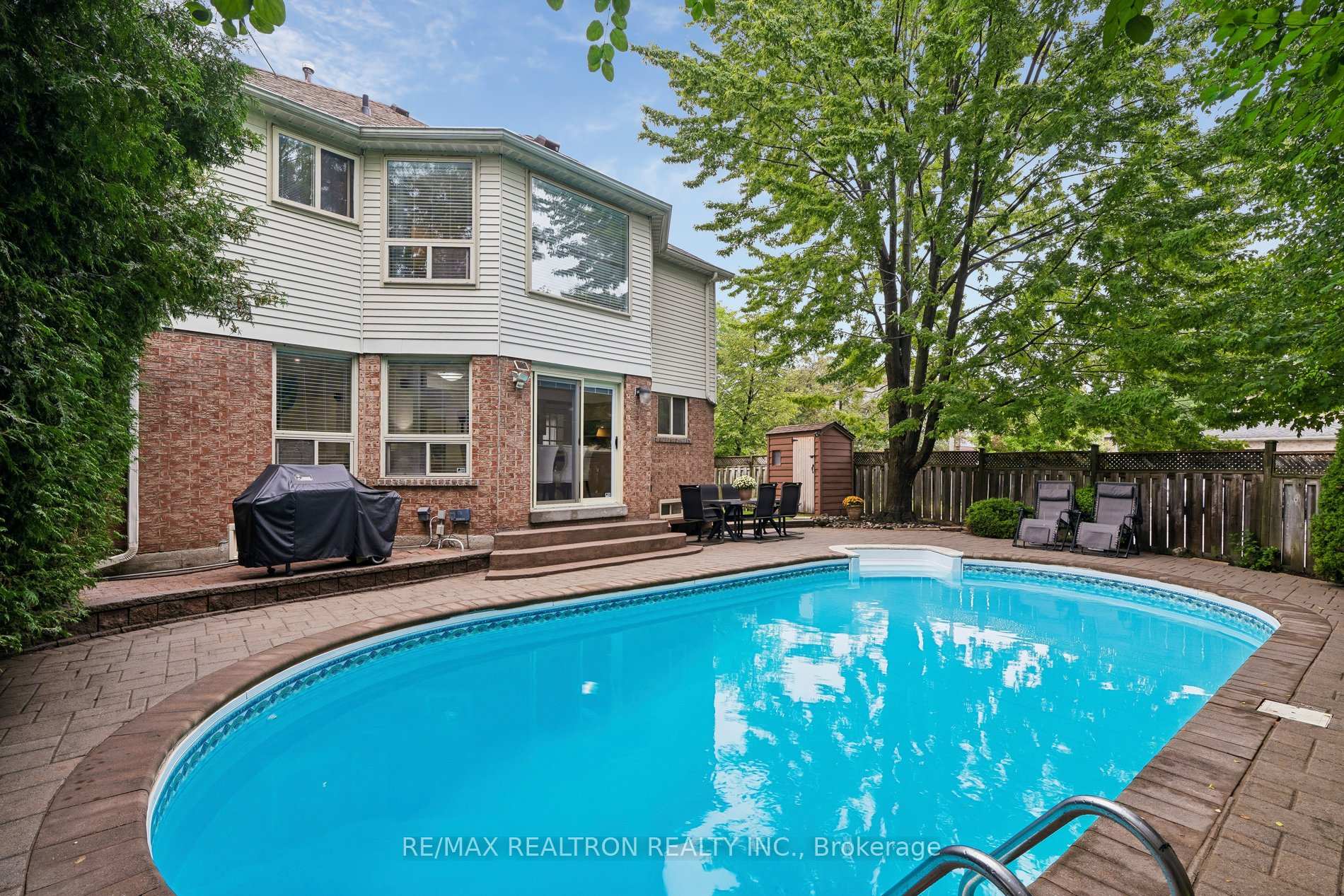 Photo 47 of 122 Colvin Crescent, Vaughan, Brownridge — HOMEH