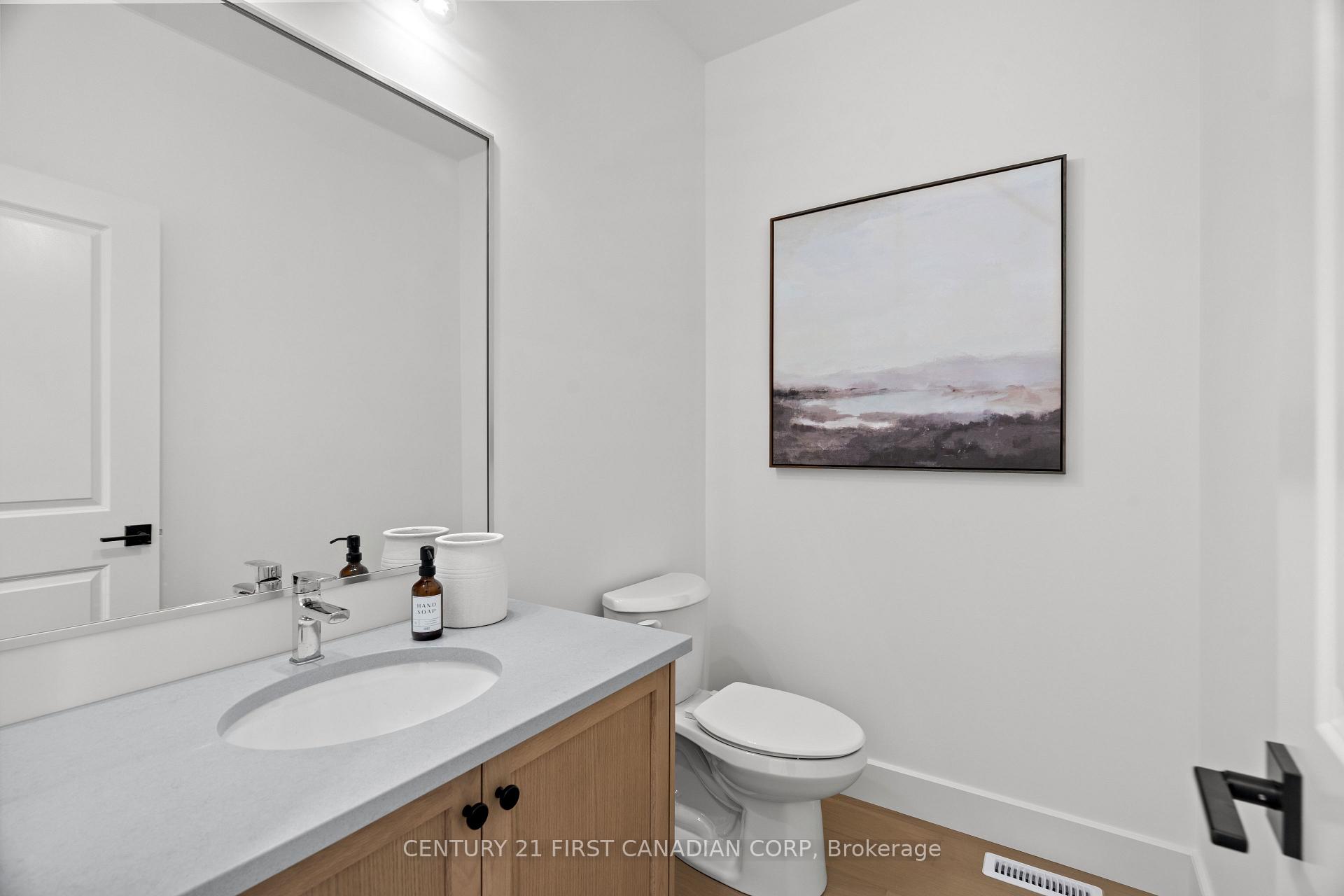 Photo 7 of Unit 20 (24), 147 Scotts Drive, Lucan Biddulph, Lucan — HOMEH