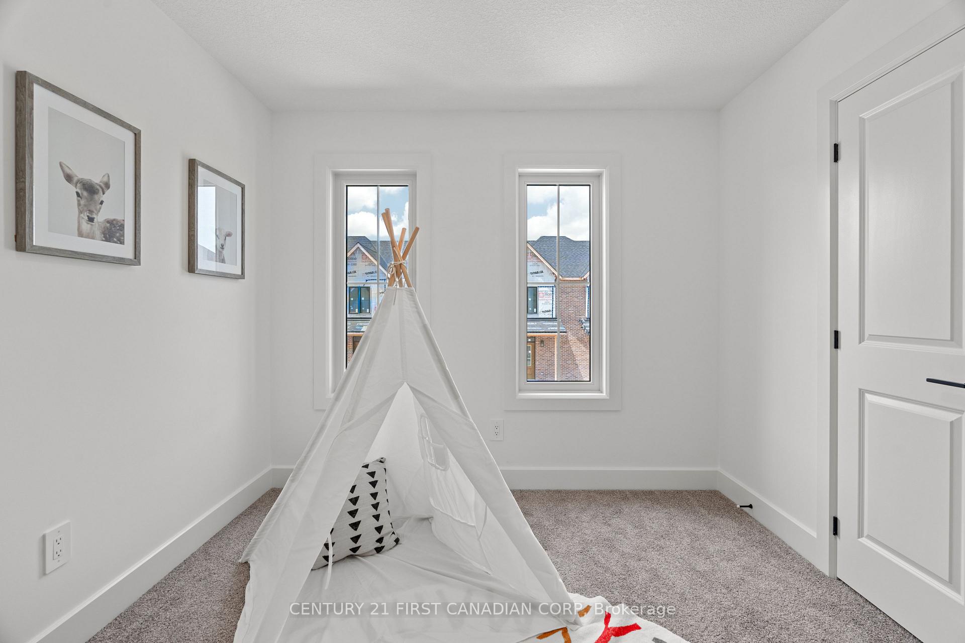 Photo 31 of Unit 20 (24), 147 Scotts Drive, Lucan Biddulph, Lucan — HOMEH