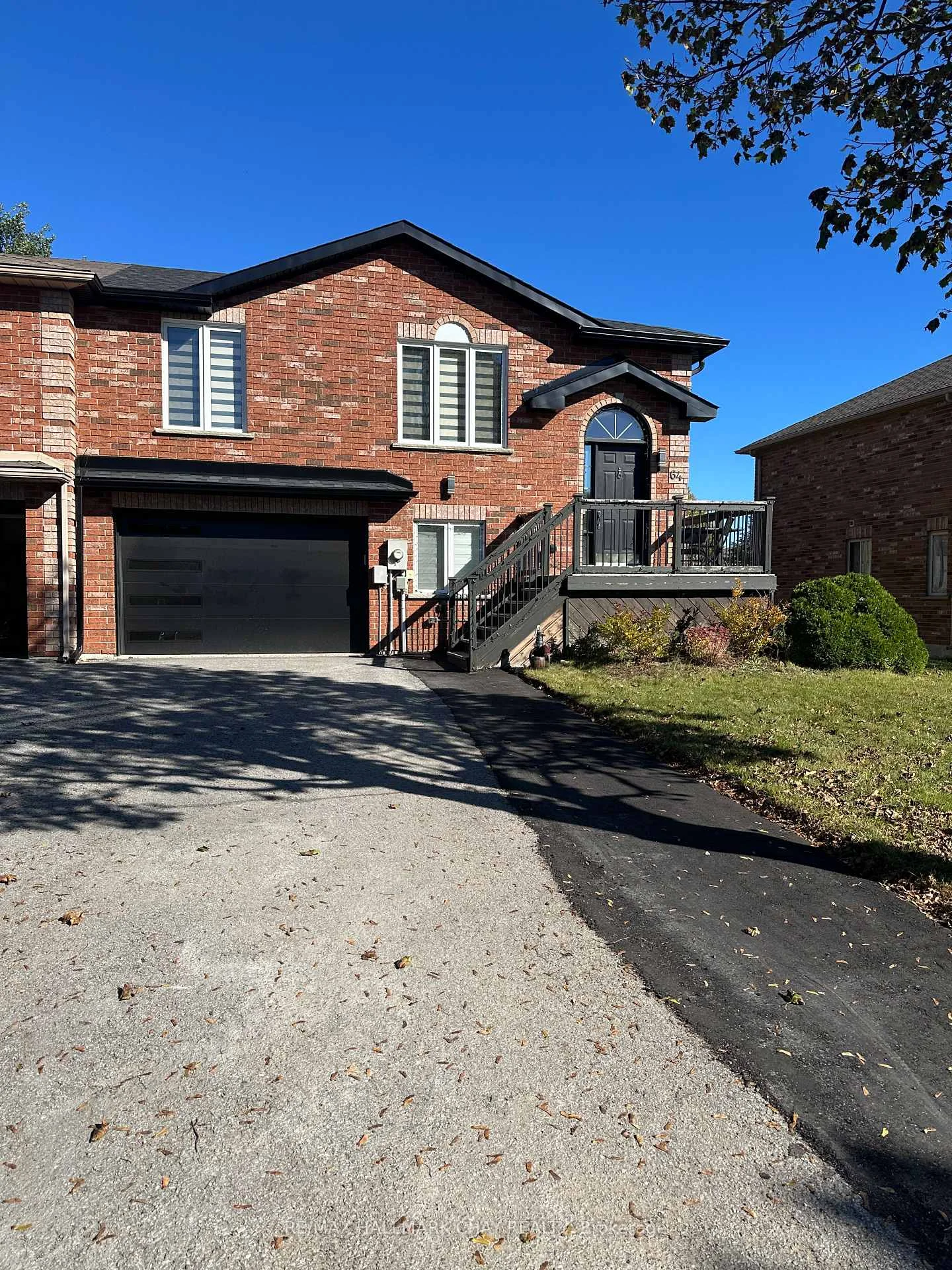Photo 17 of 64 Logan Court, Barrie, Holly — HOMEH