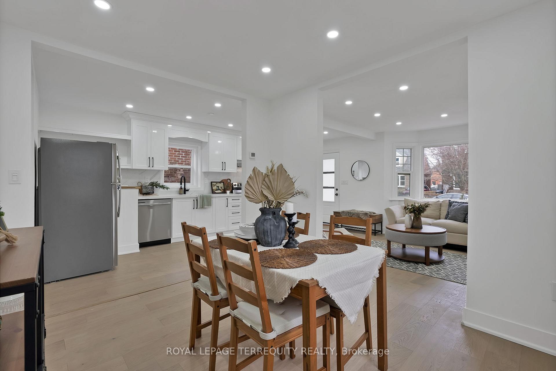 Photo 13 of 40 Leroy Avenue, Toronto, Danforth Village-East York — HOMEH