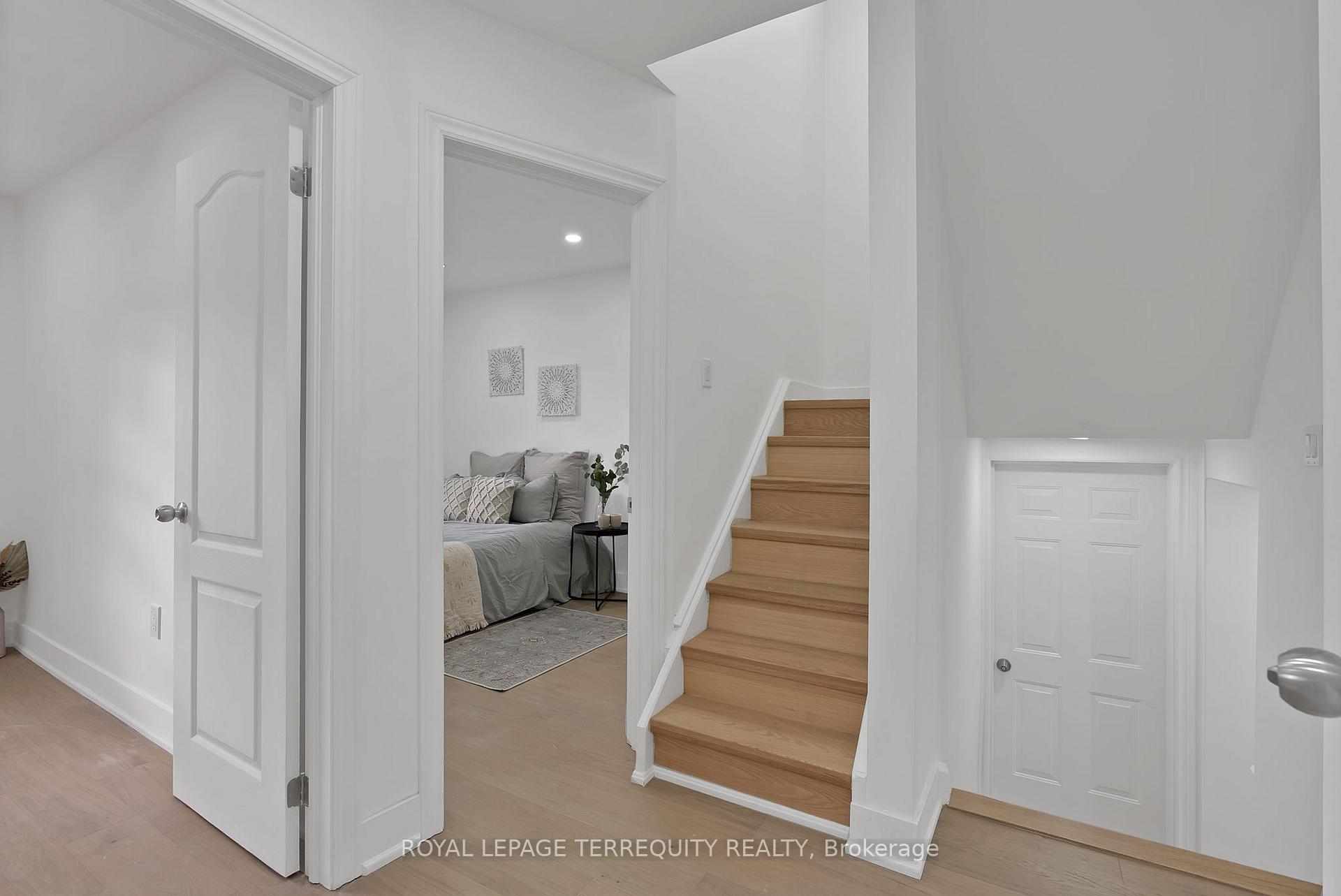 Photo 16 of 40 Leroy Avenue, Toronto, Danforth Village-East York — HOMEH