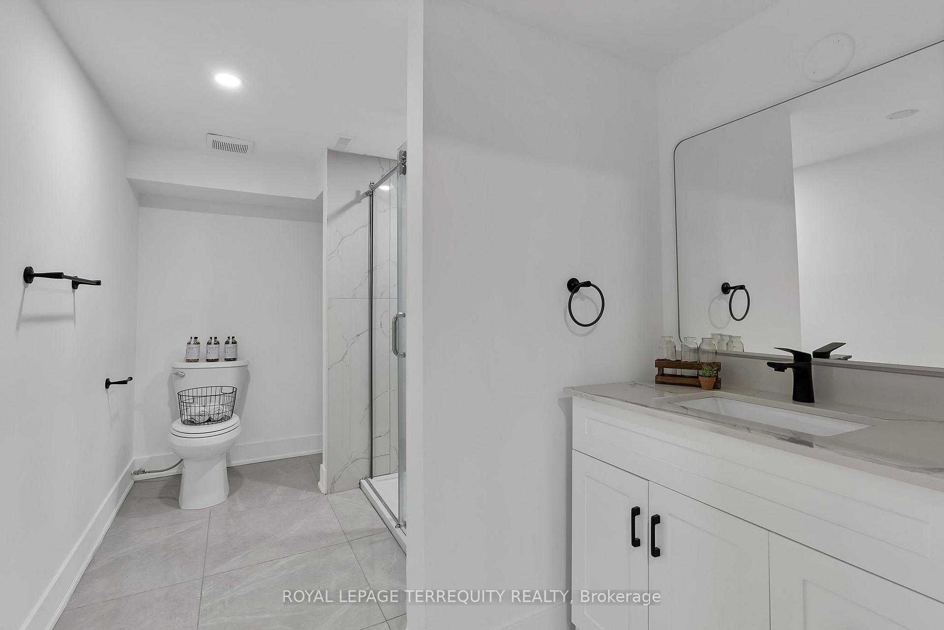 Photo 38 of 40 Leroy Avenue, Toronto, Danforth Village-East York — HOMEH