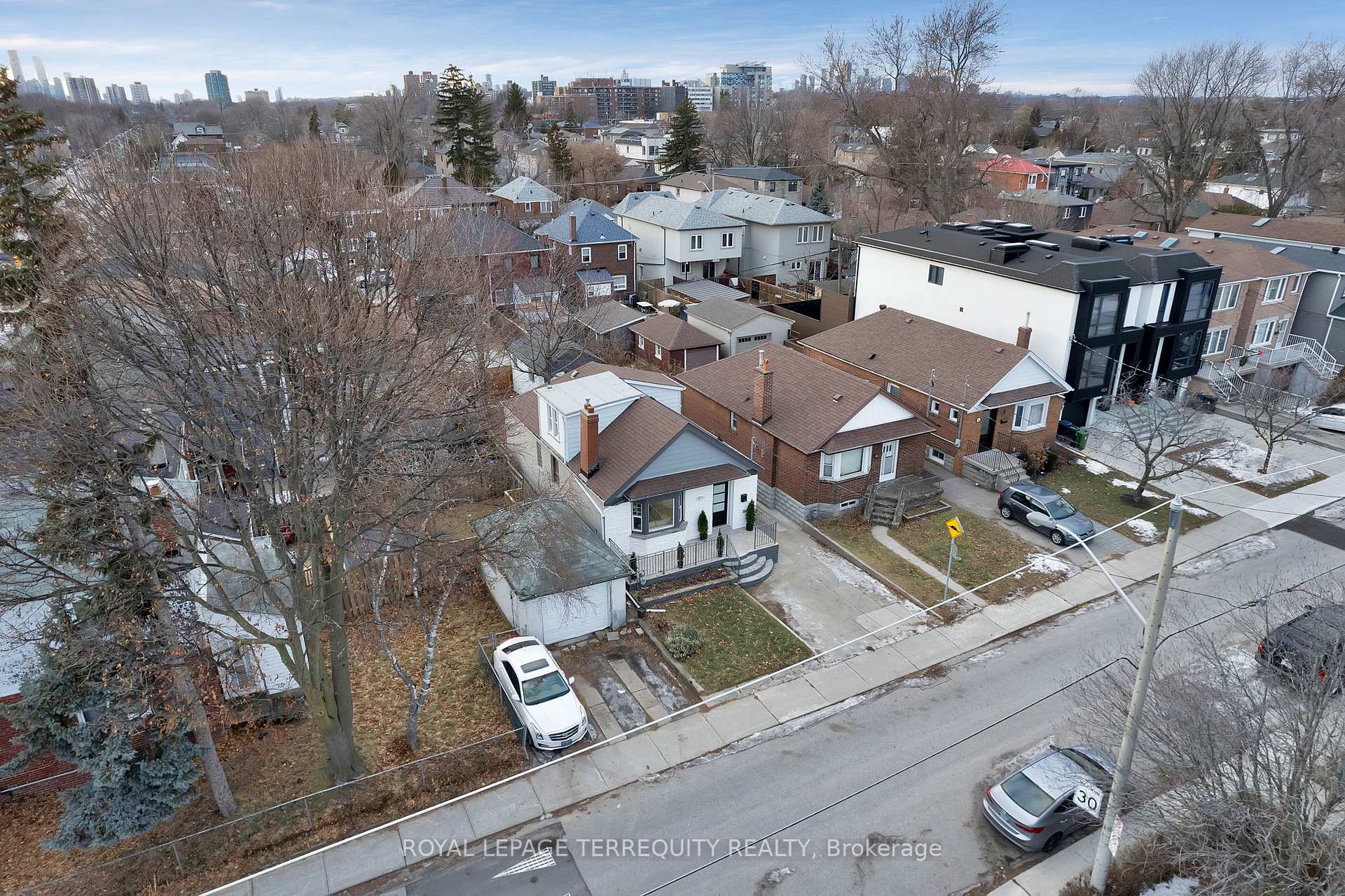 Photo 44 of 40 Leroy Avenue, Toronto, Danforth Village-East York — HOMEH